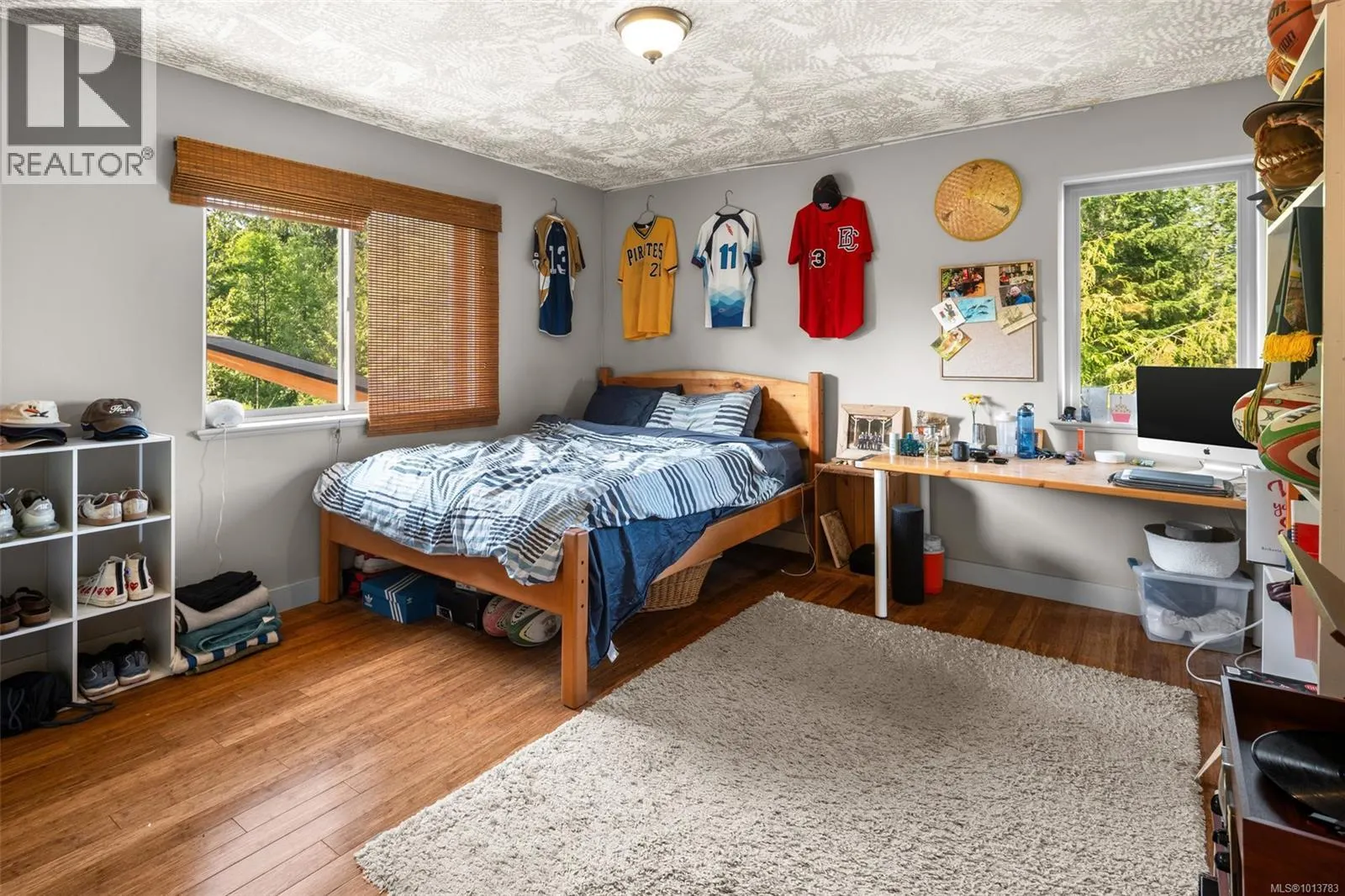 3700 Hankins Rd