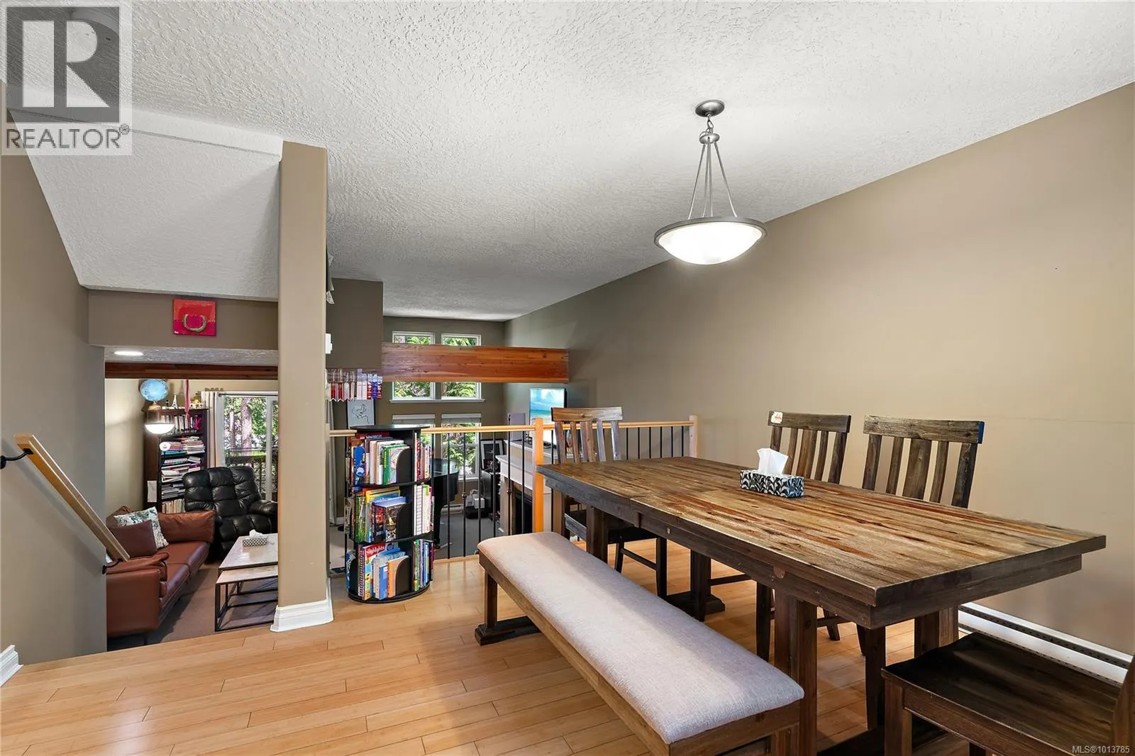 10 1405 Mallek Cres