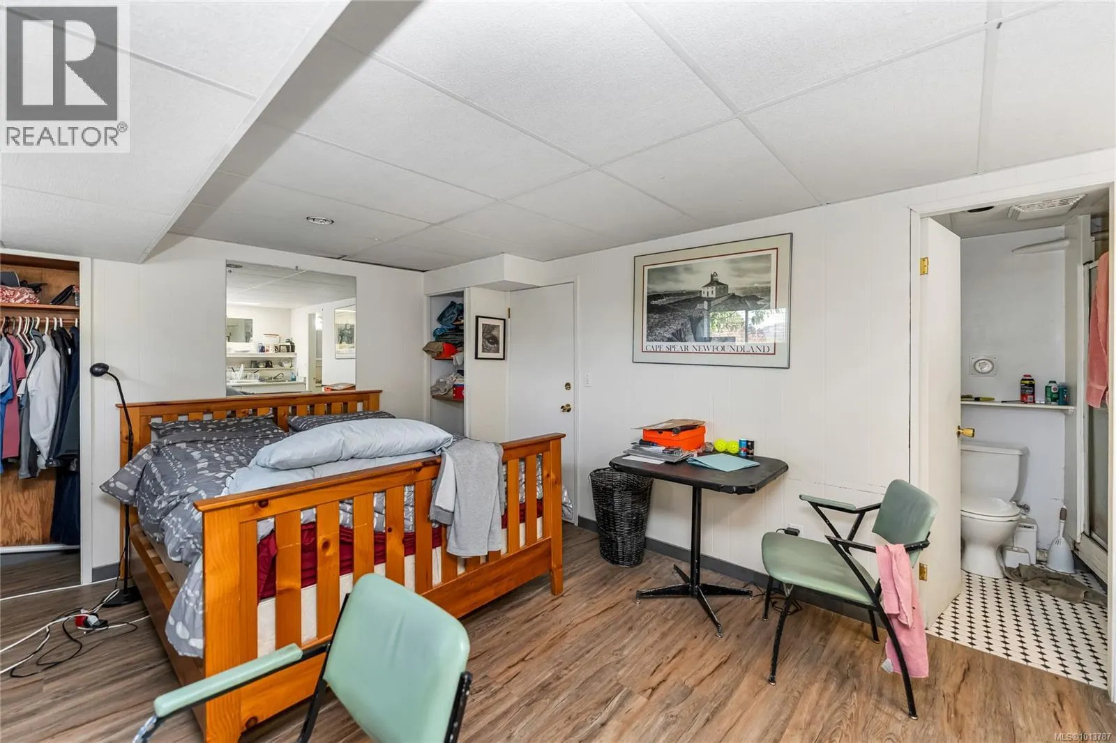 3938 Marjean Pl