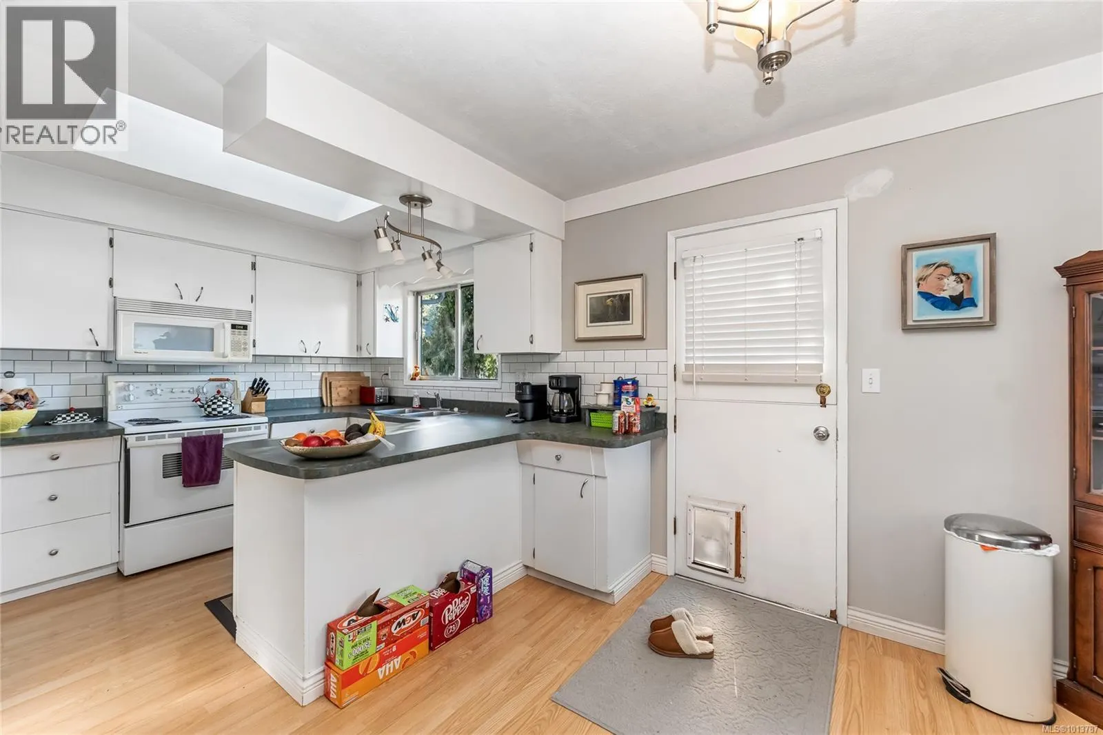 3938 Marjean Pl