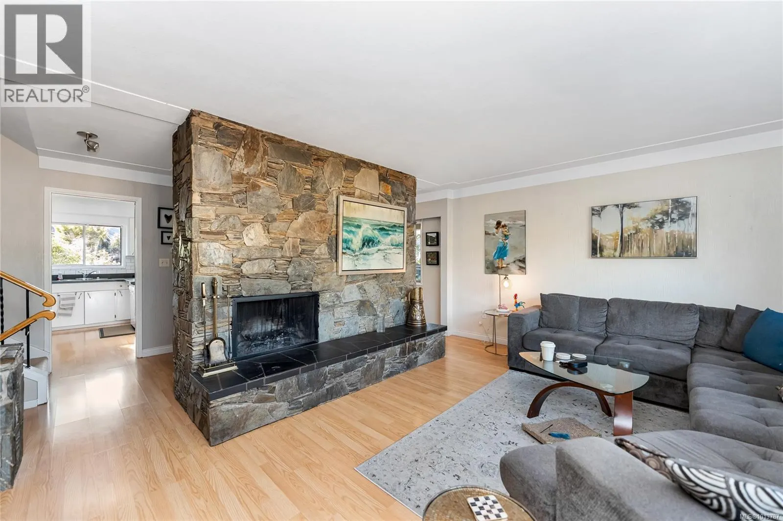 3938 Marjean Pl
