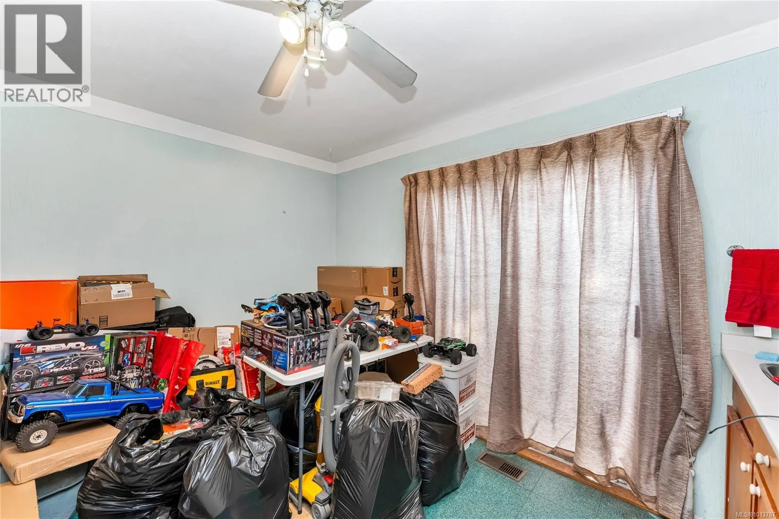 3938 Marjean Pl