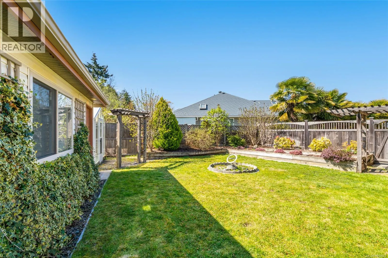 442 Heather Pl