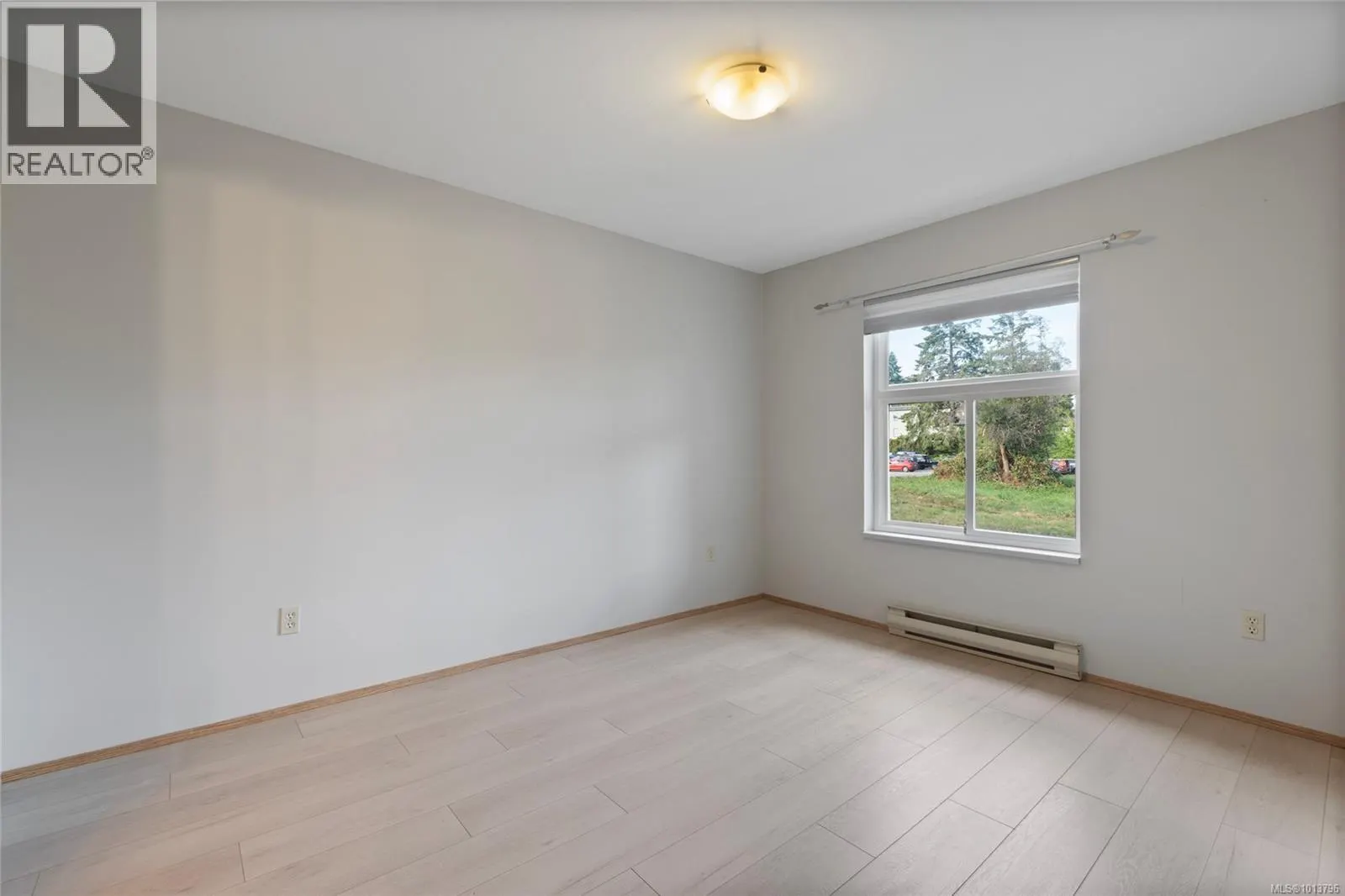 226 3215 Cowichan Lake Rd