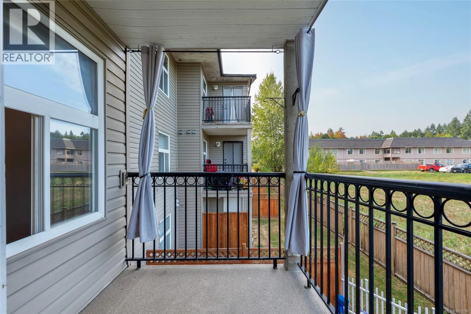 226 3215 Cowichan Lake Rd