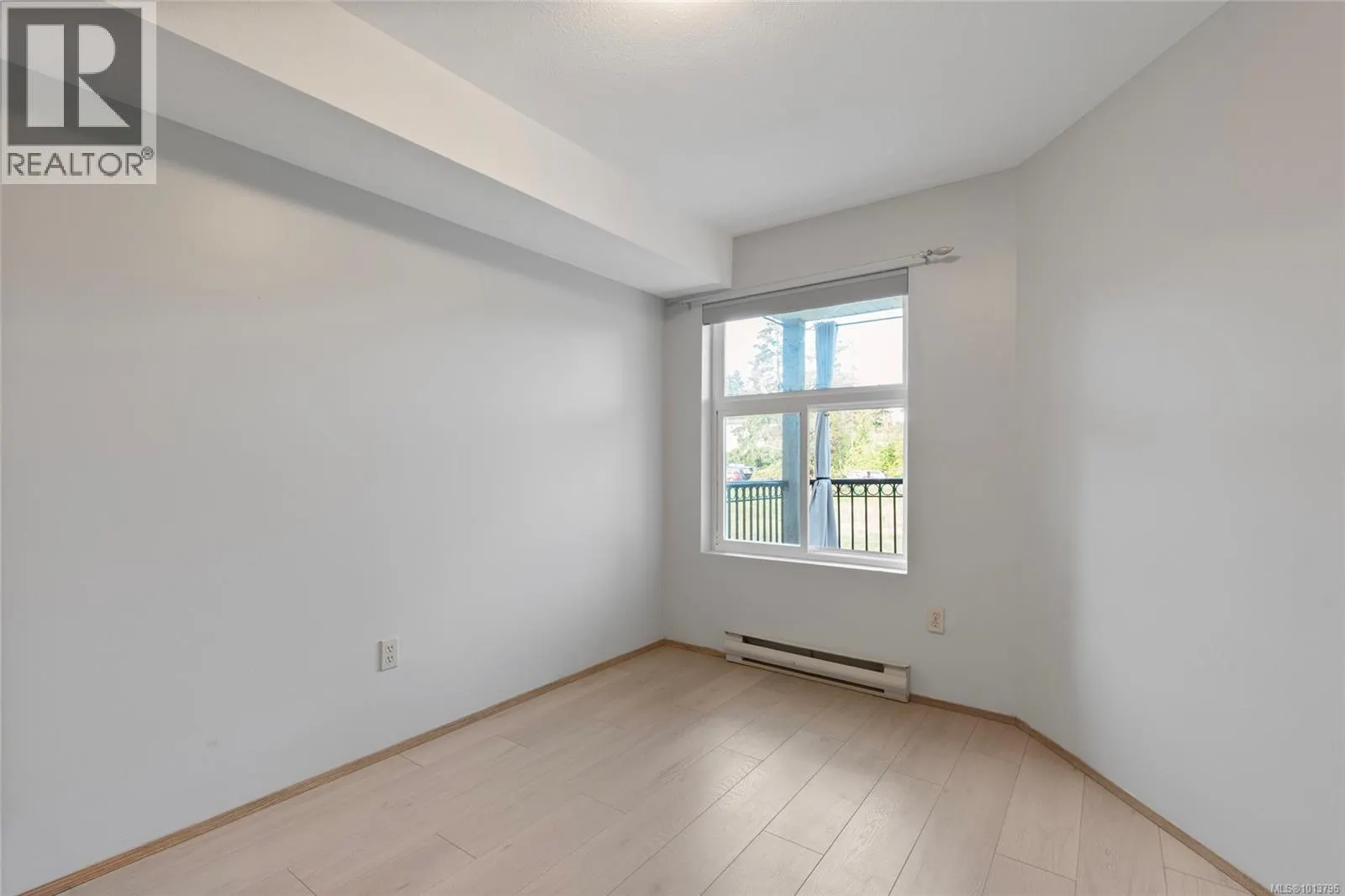 226 3215 Cowichan Lake Rd