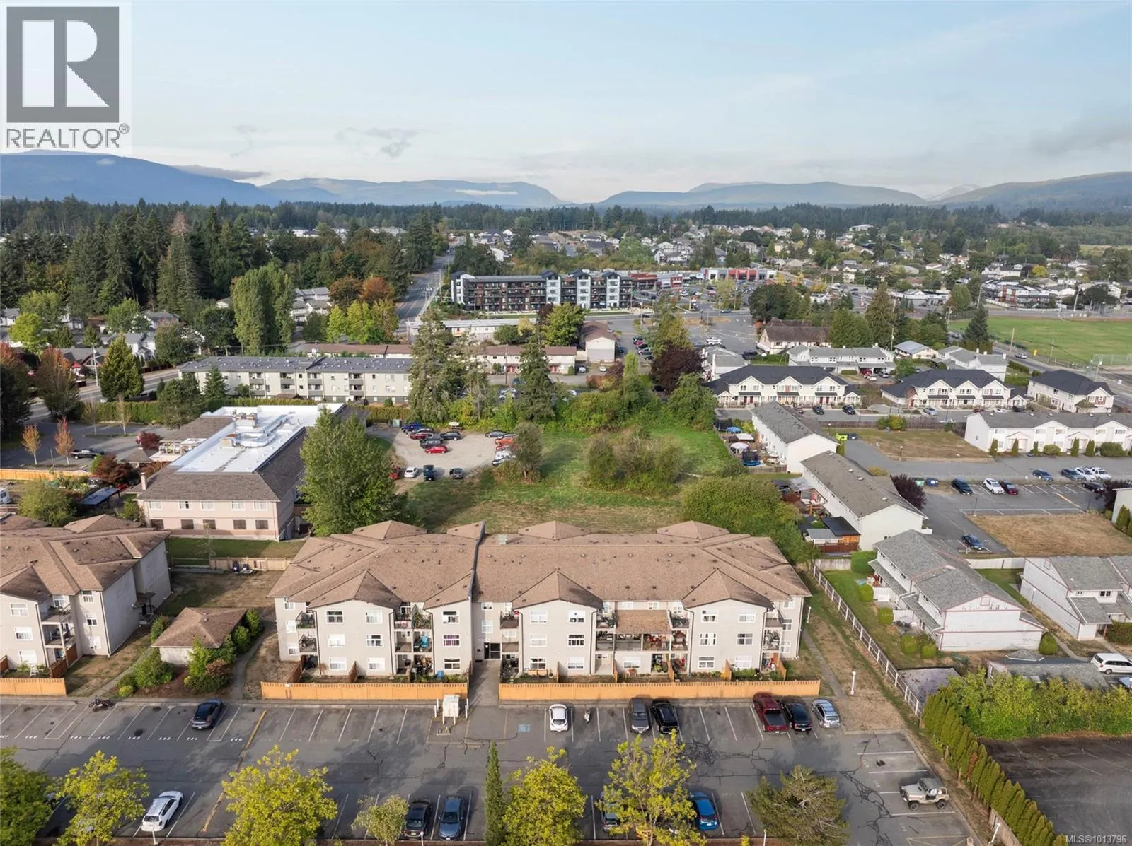 226 3215 Cowichan Lake Rd