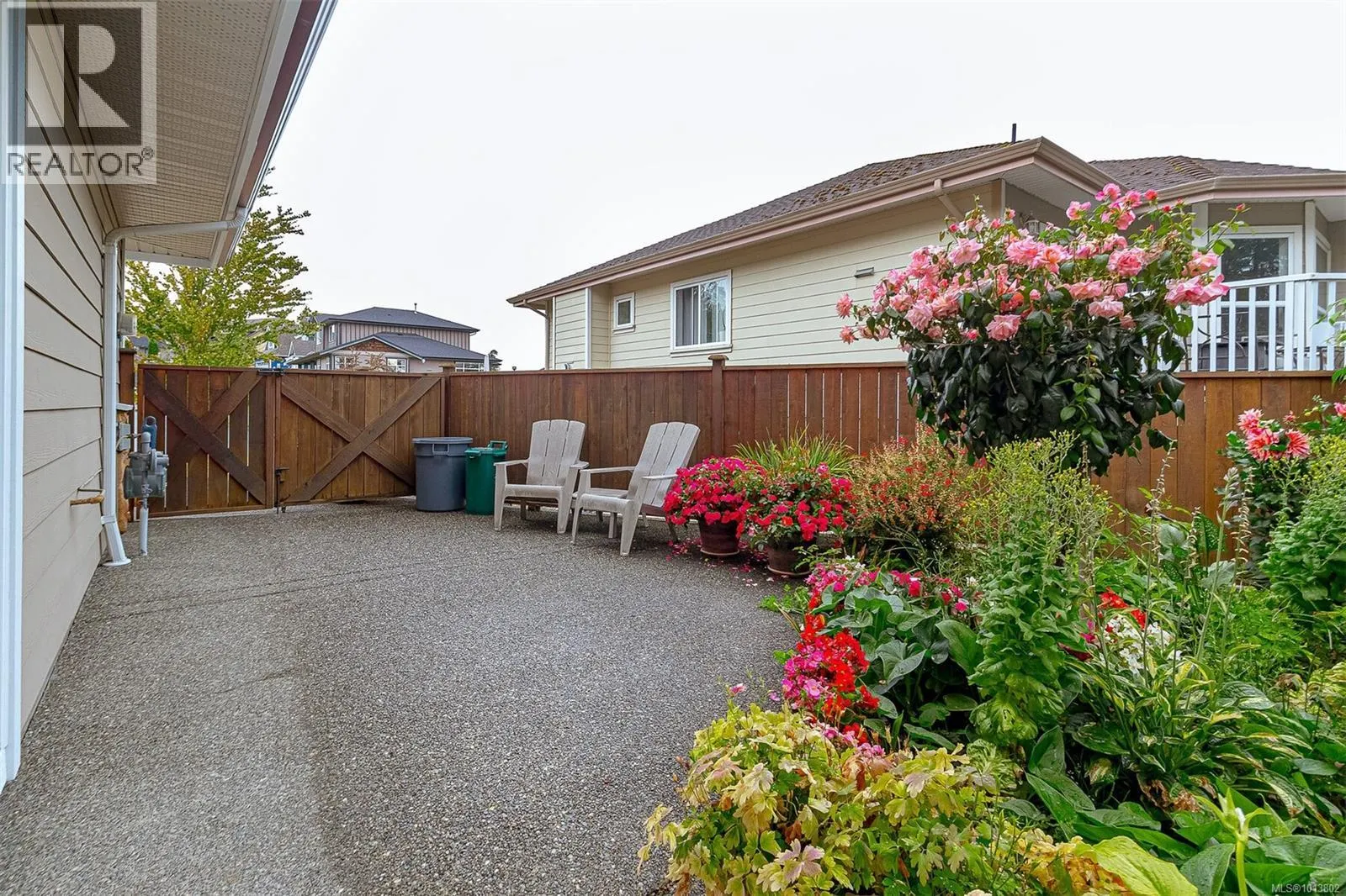 2267 Setchfield Ave