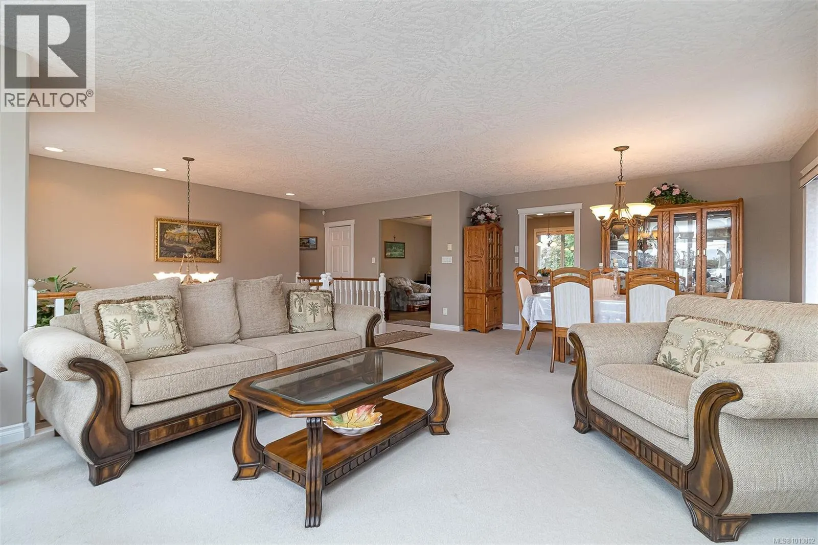 2267 Setchfield Ave