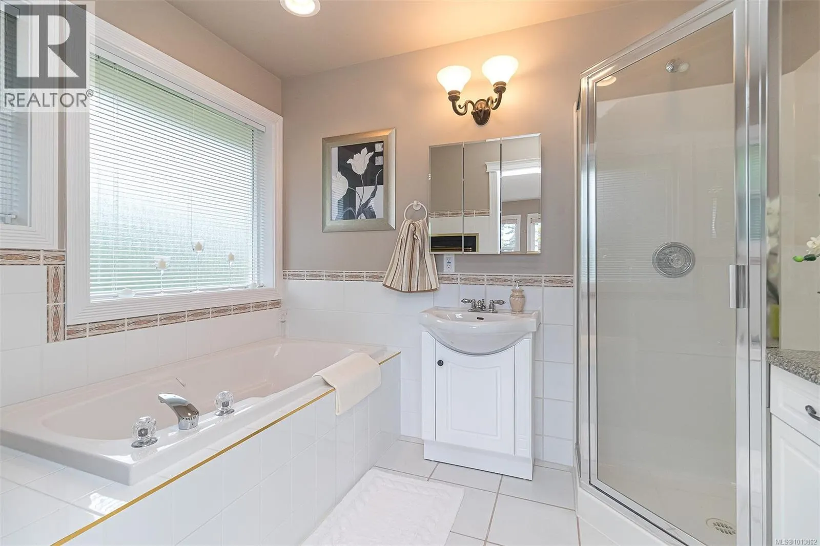 2267 Setchfield Ave