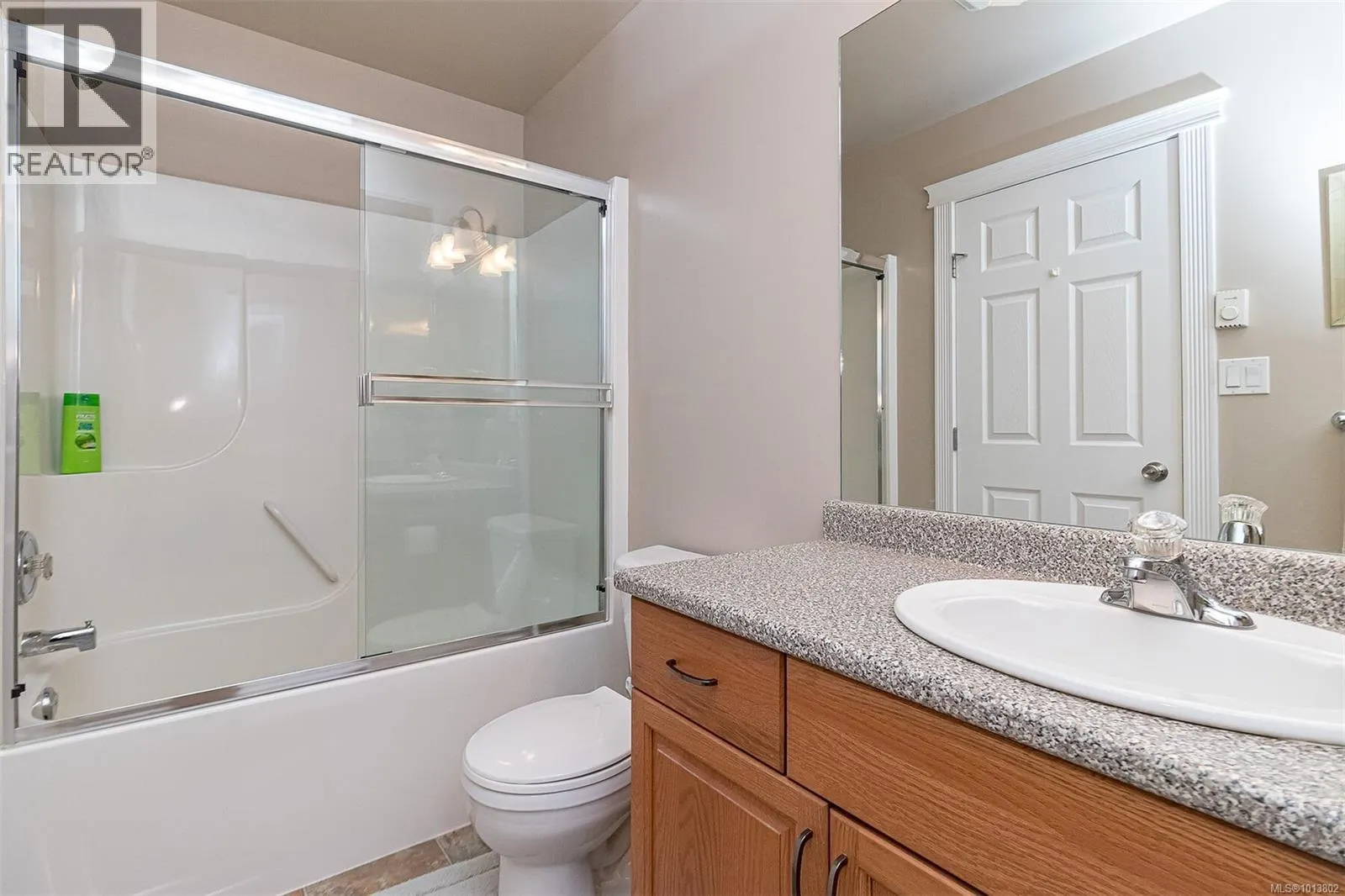 2267 Setchfield Ave