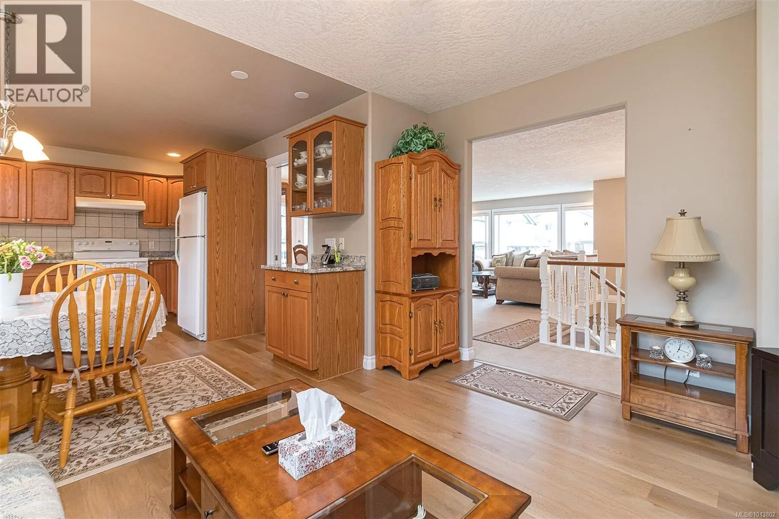 2267 Setchfield Ave