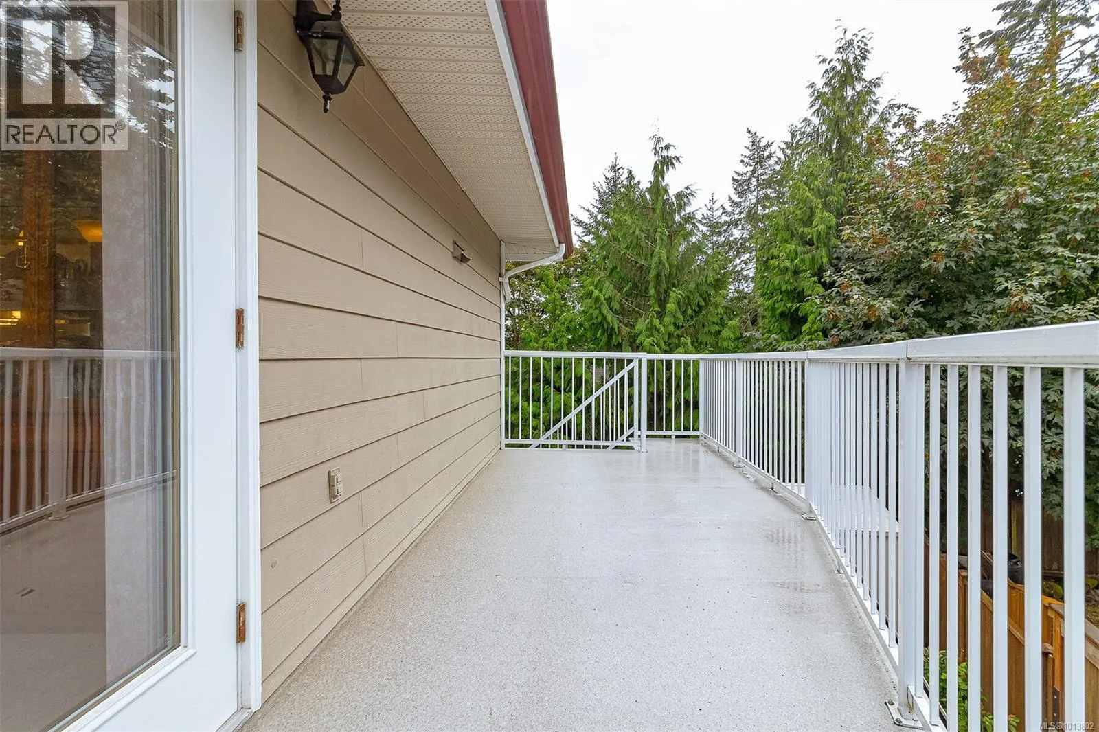 2267 Setchfield Ave