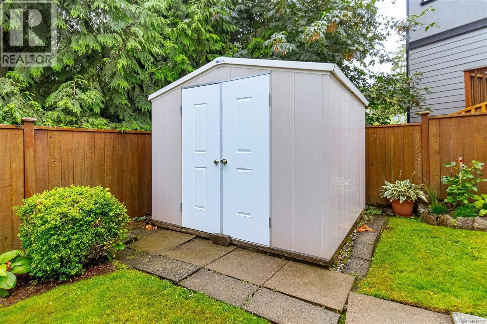 2267 Setchfield Ave