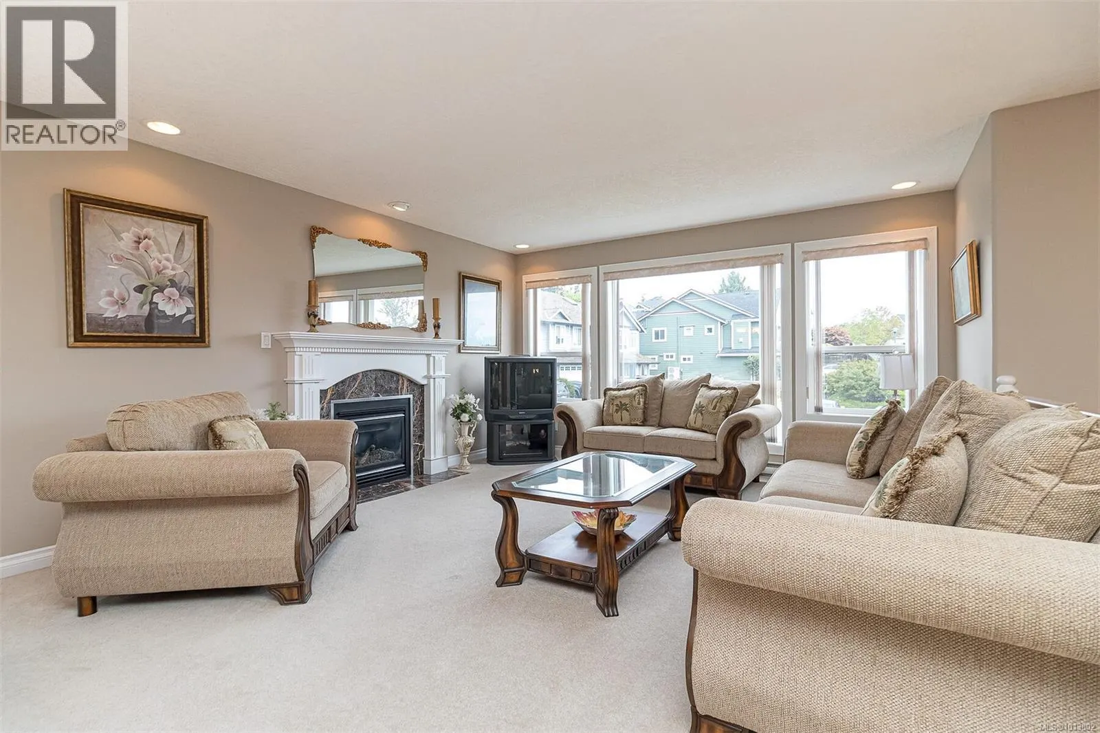 2267 Setchfield Ave