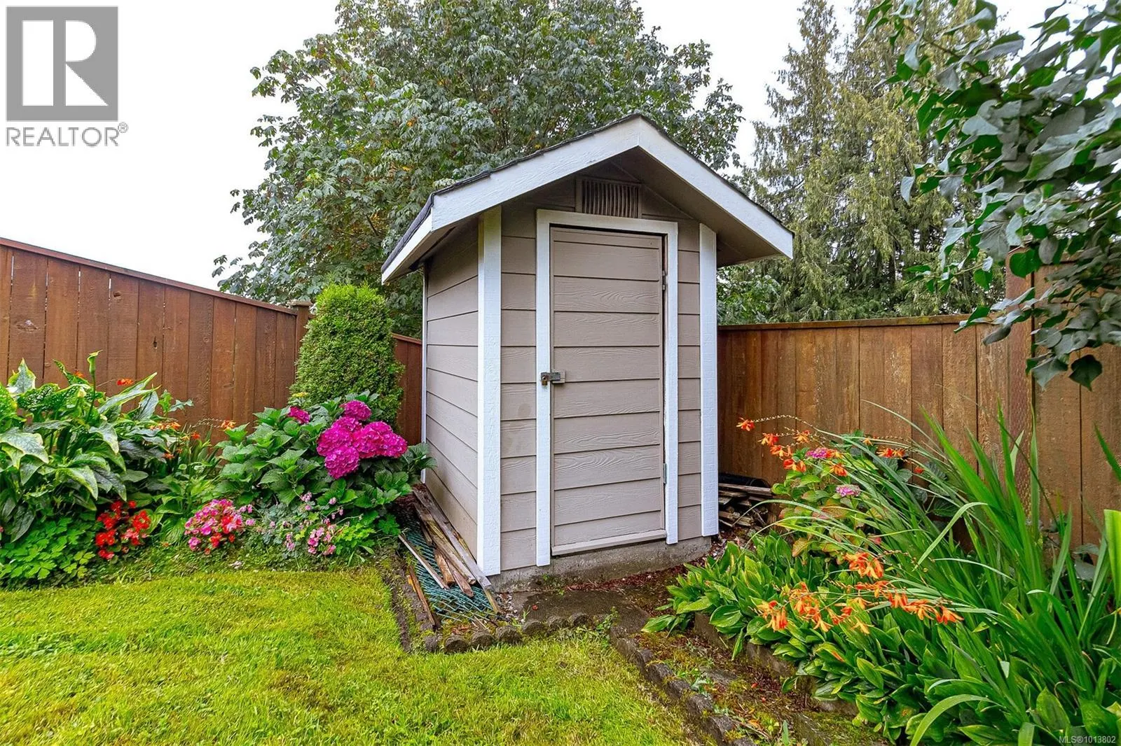 2267 Setchfield Ave