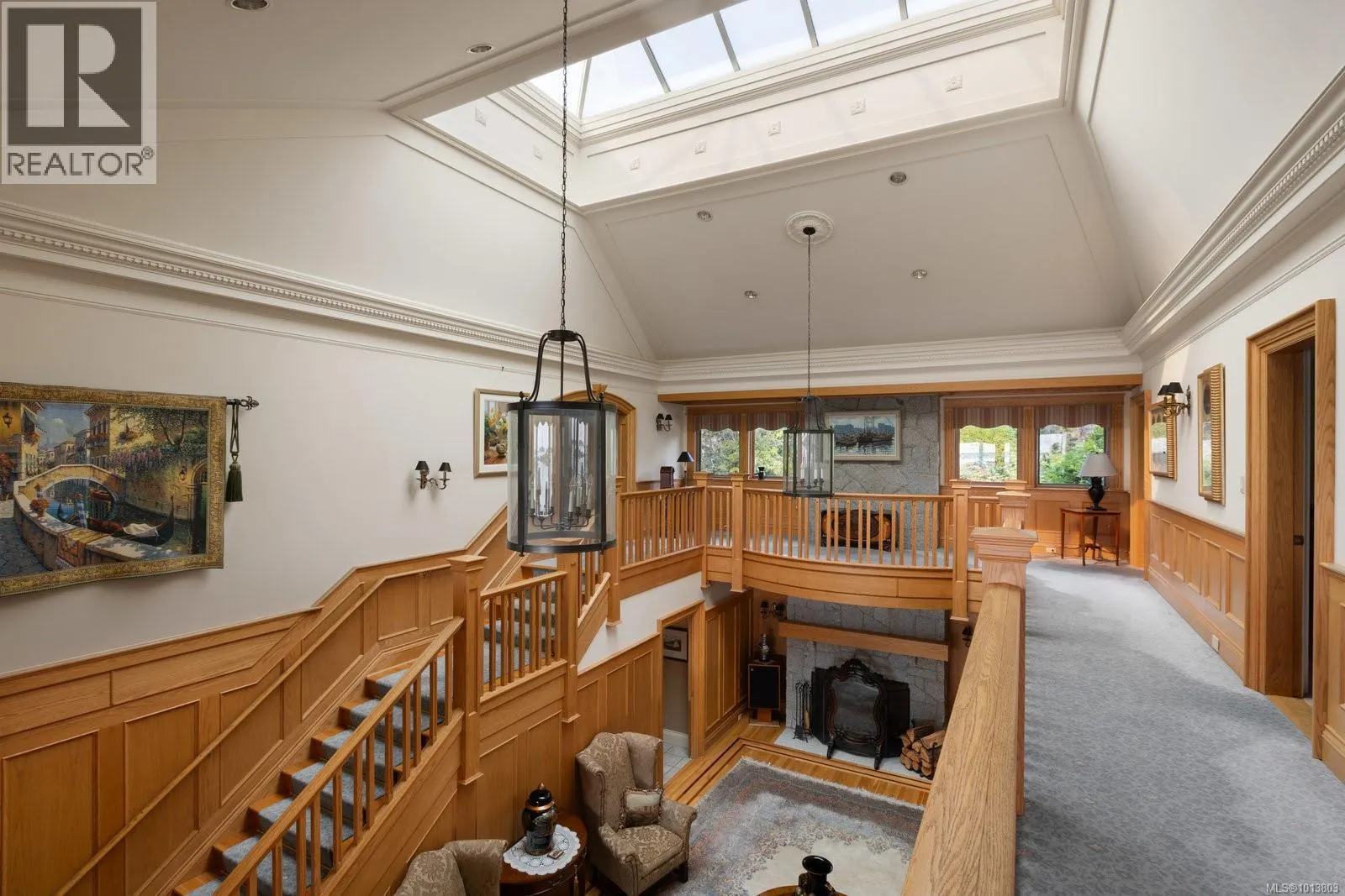 1580 Beach Dr