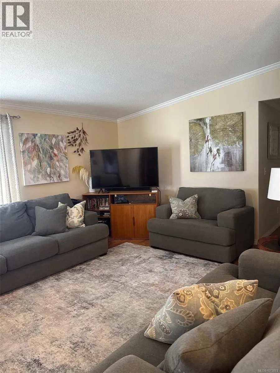 55 658 Alderwood Dr