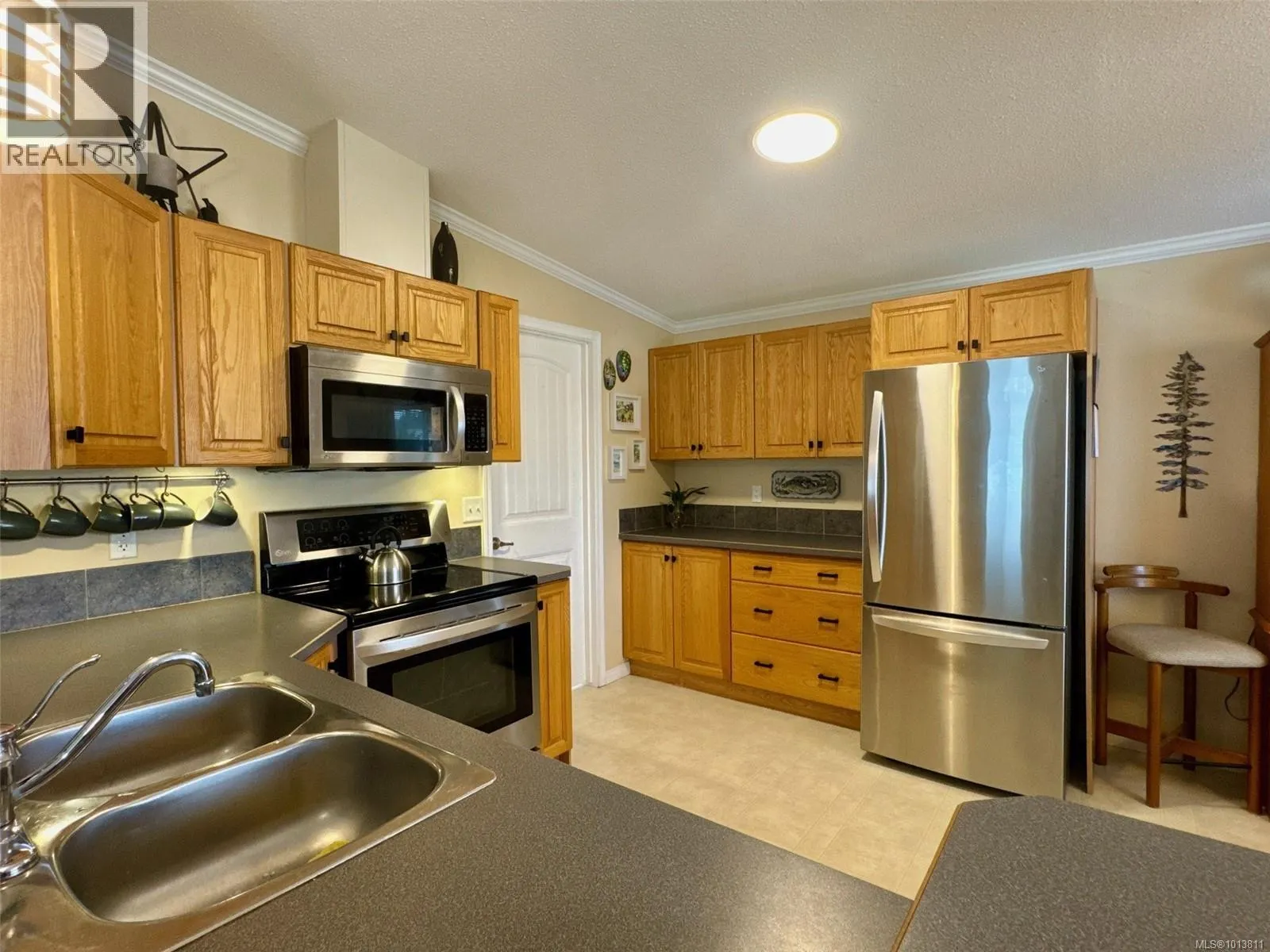 55 658 Alderwood Dr