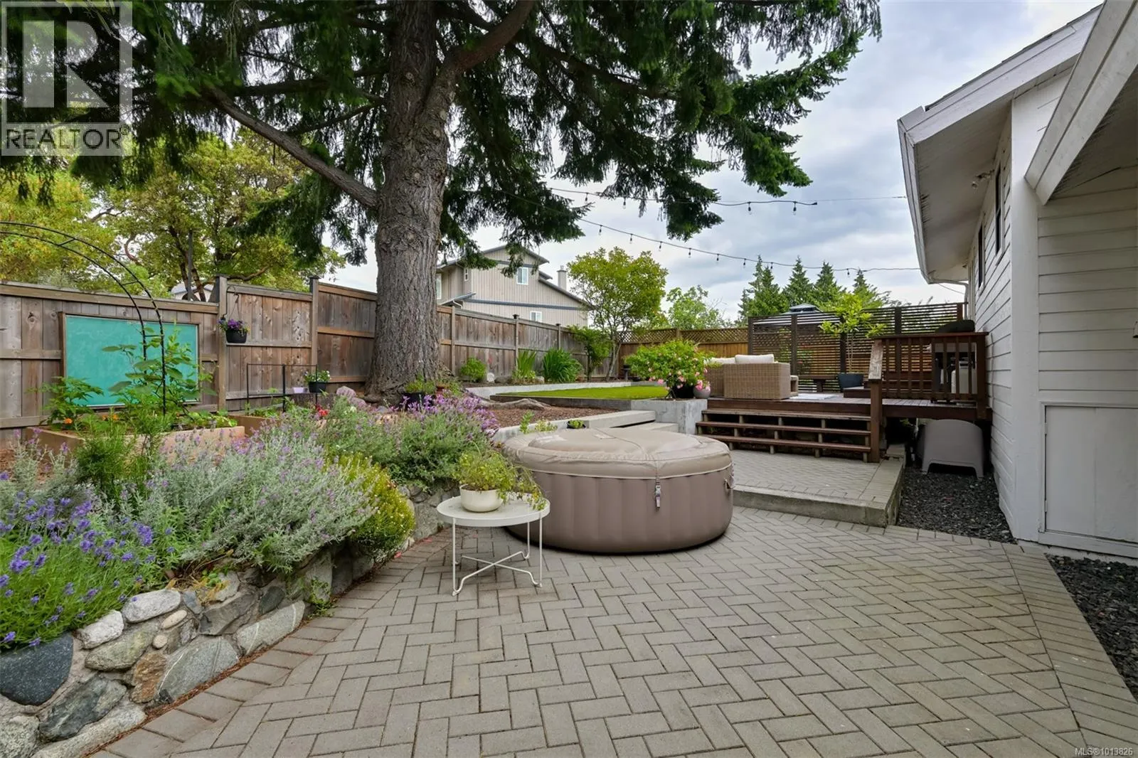 632 Cairndale Rd
