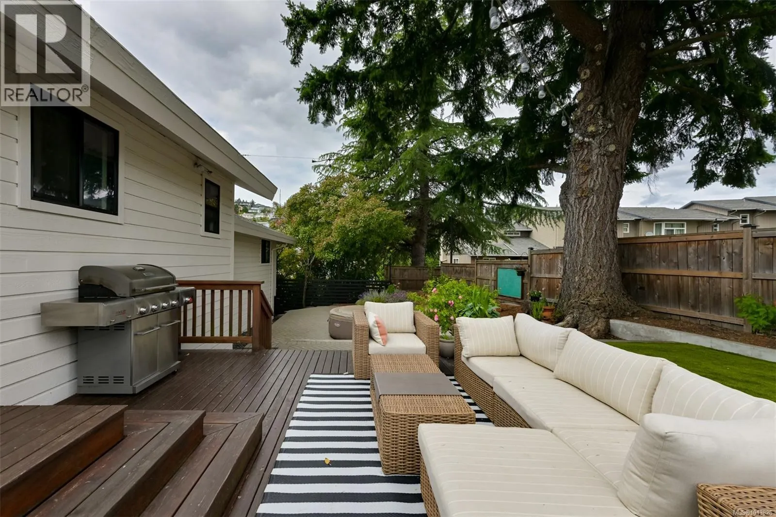632 Cairndale Rd