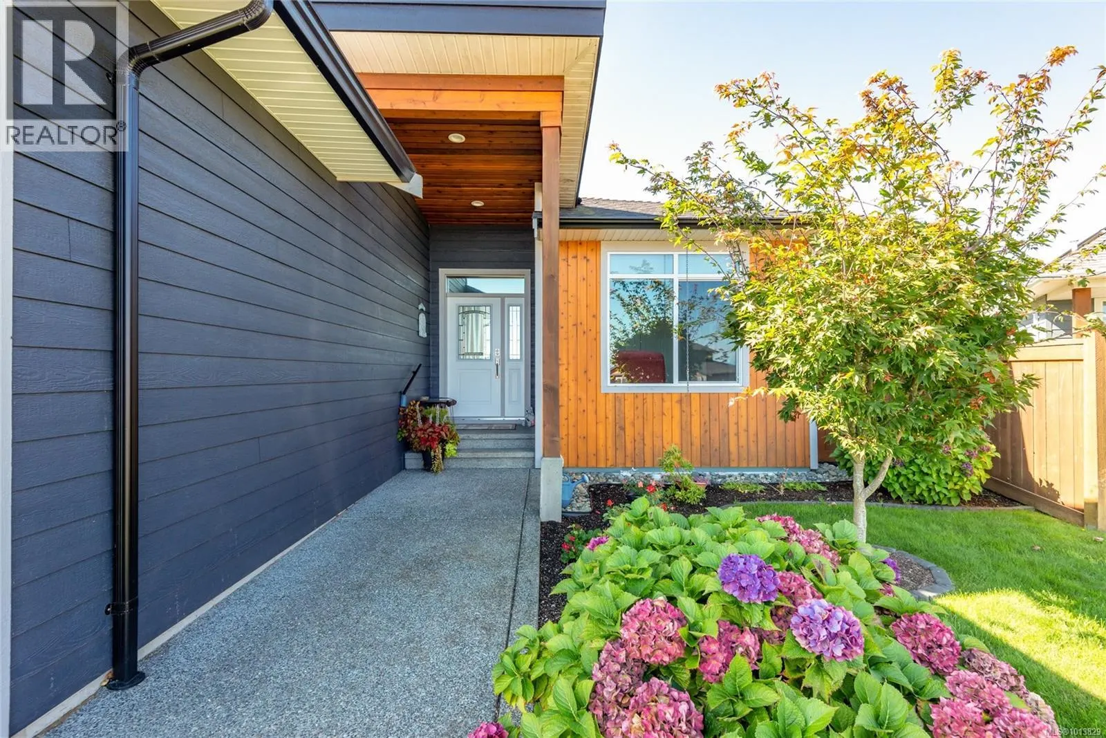 3560 Wisteria Pl