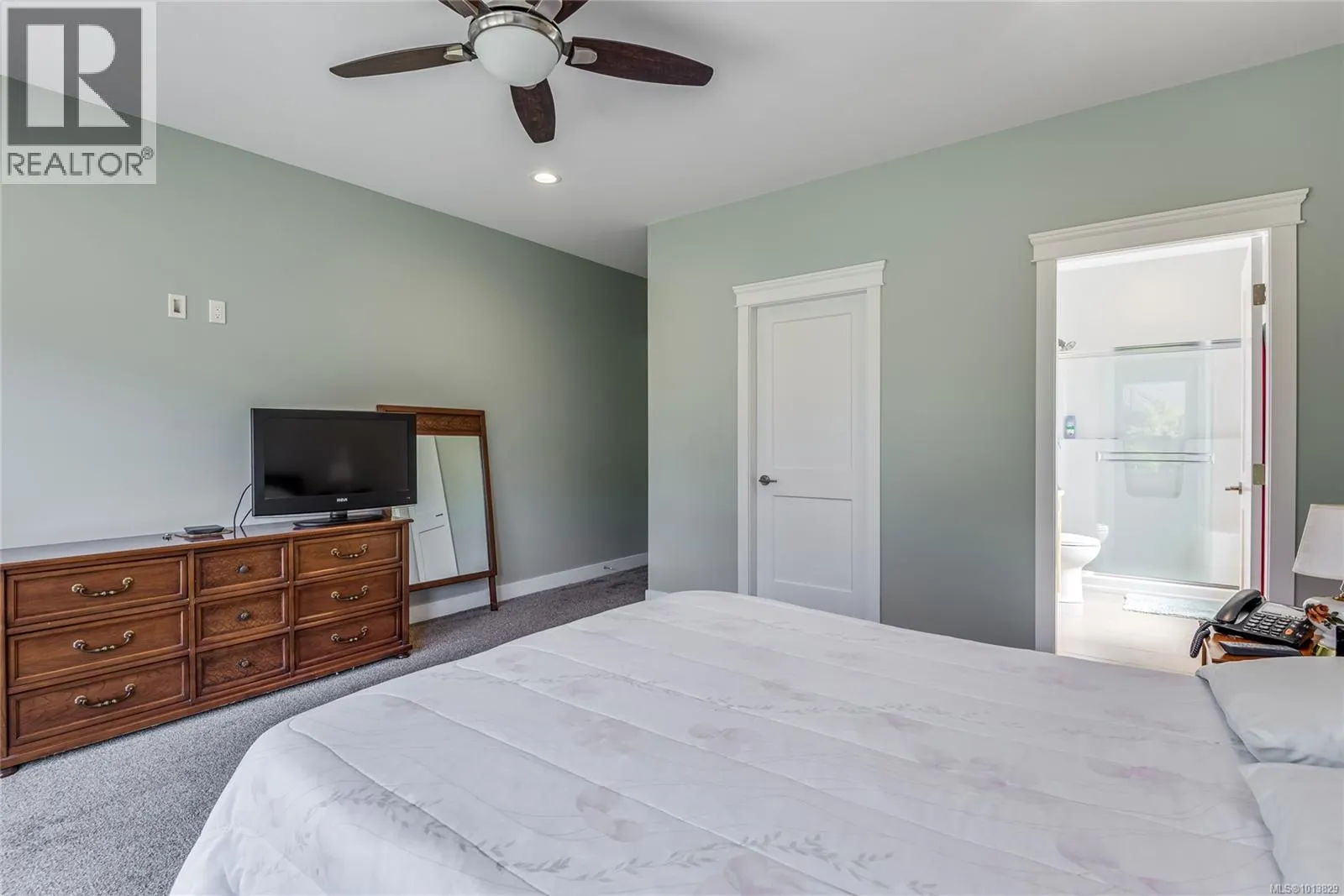 3560 Wisteria Pl