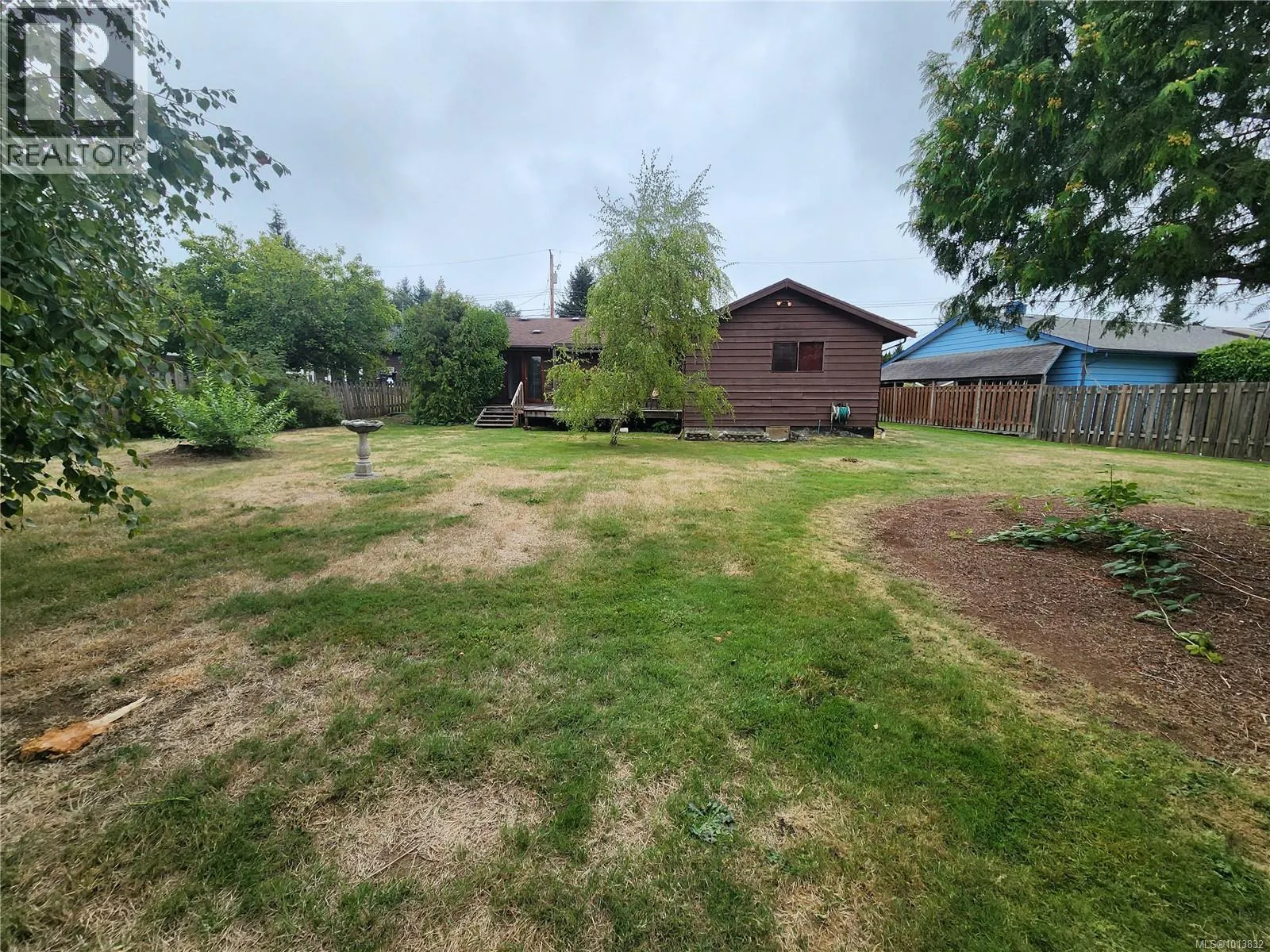 530 Quadra Ave