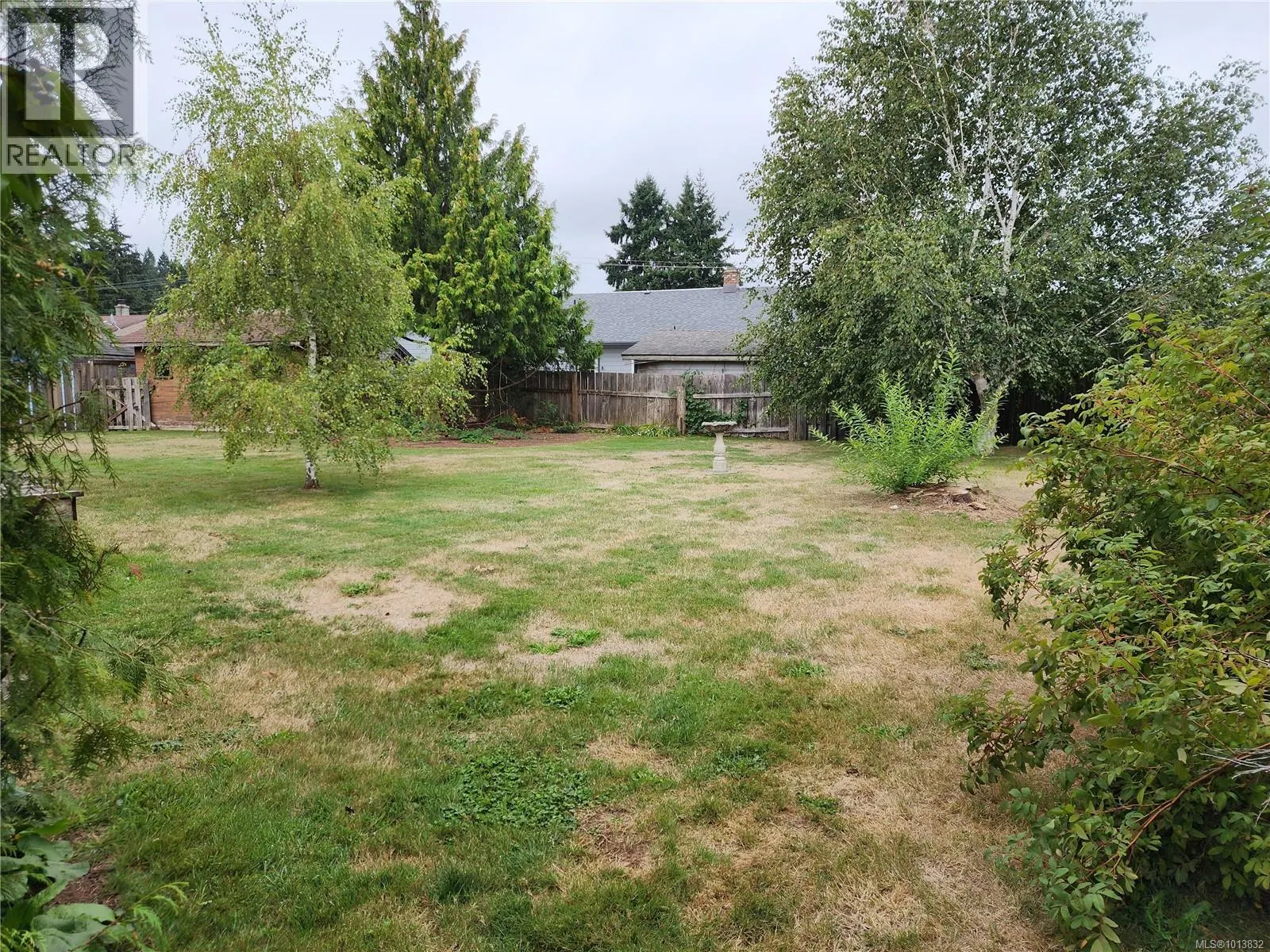 530 Quadra Ave