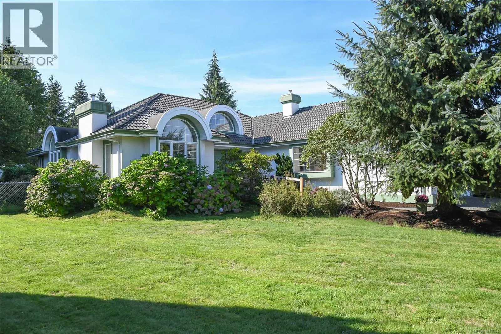 1991 Fairway Dr