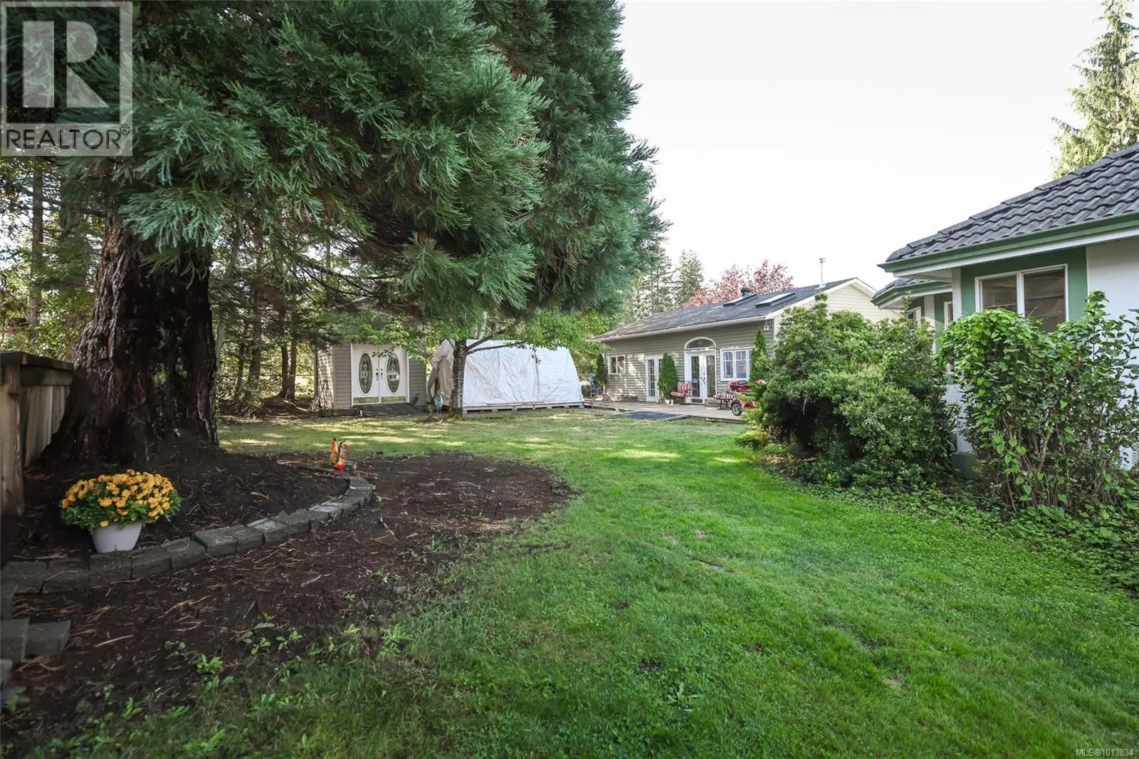 1991 Fairway Dr