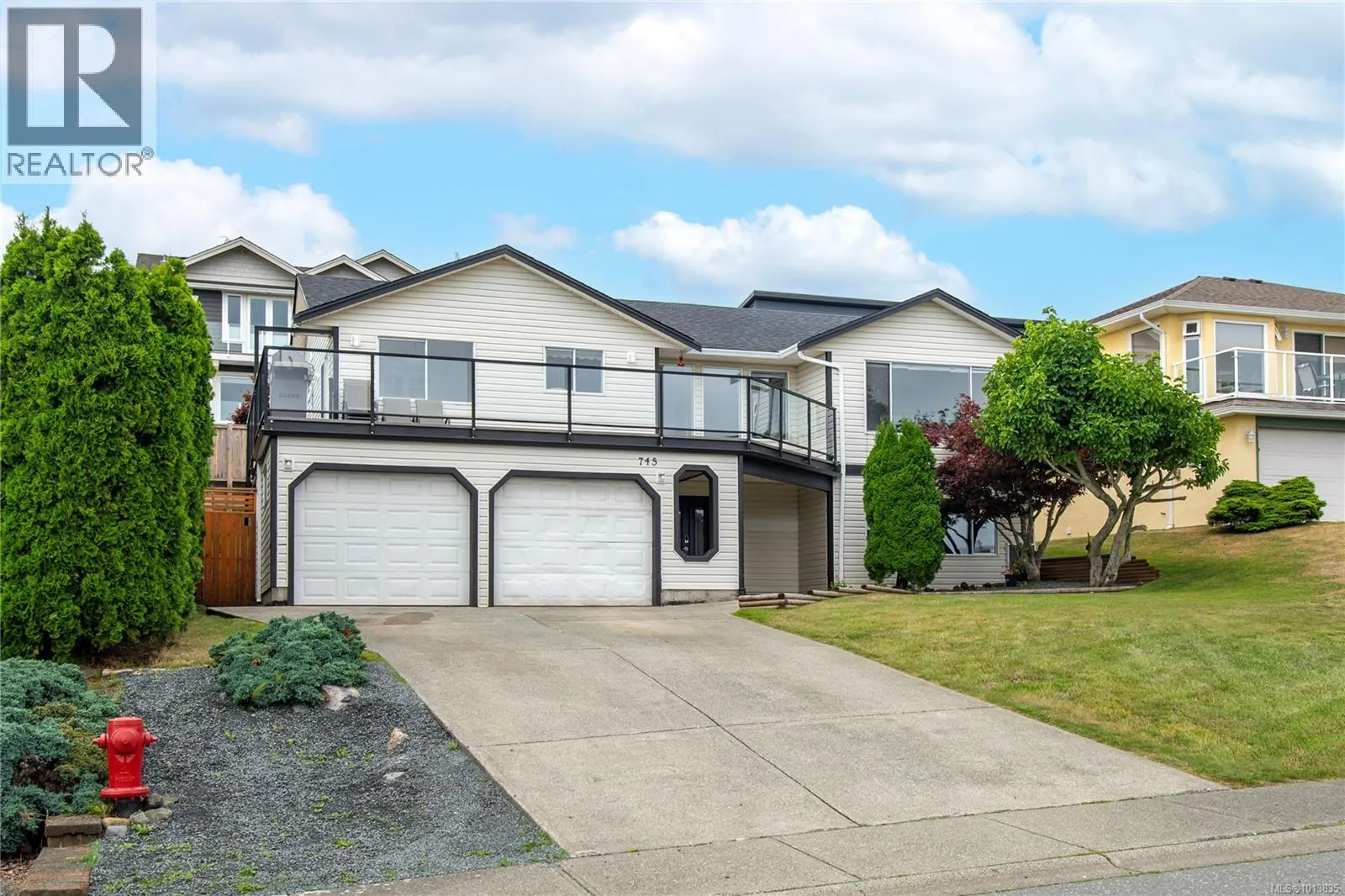 745 Bowen Rd