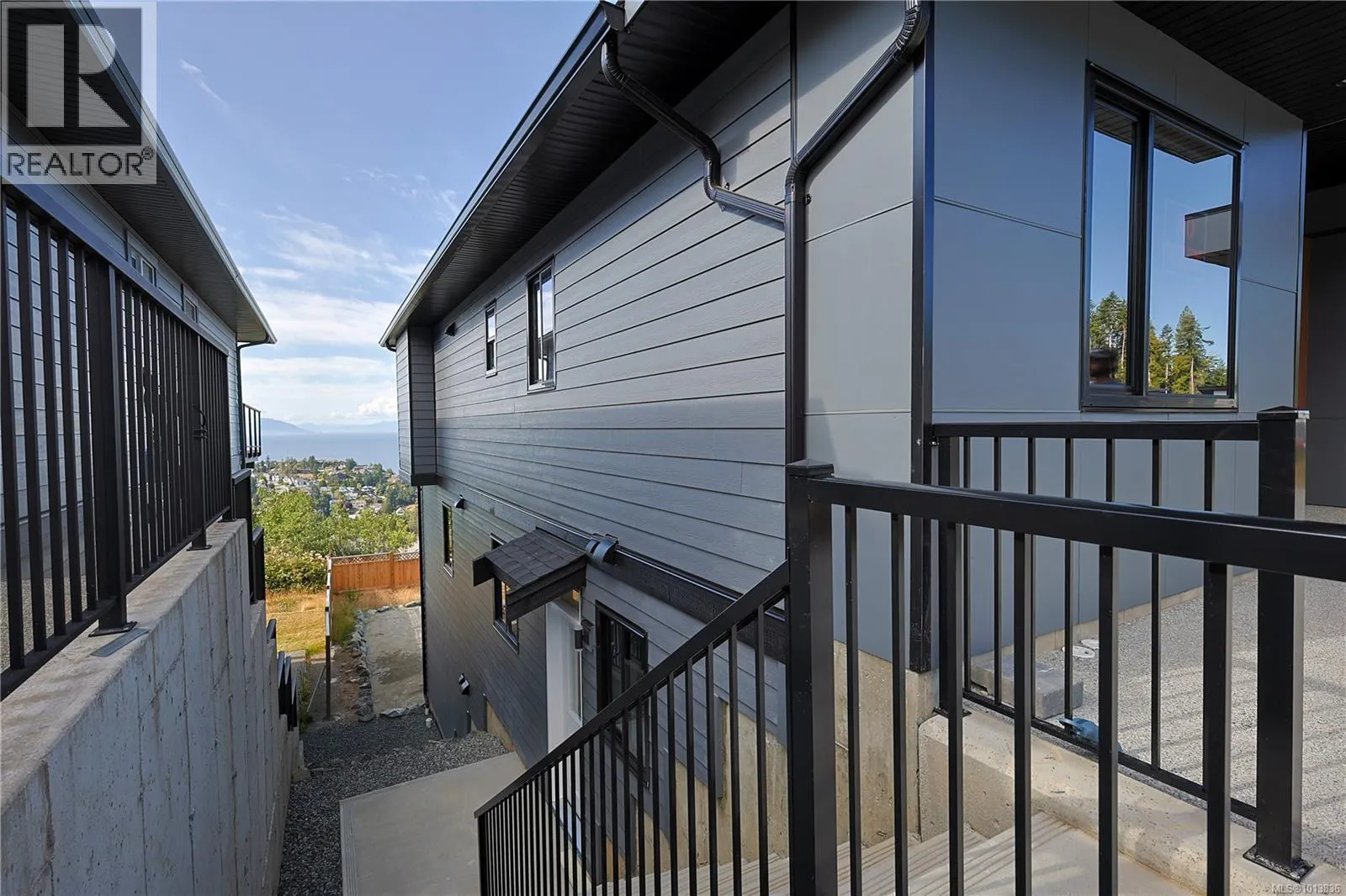 4680 Ambience Dr
