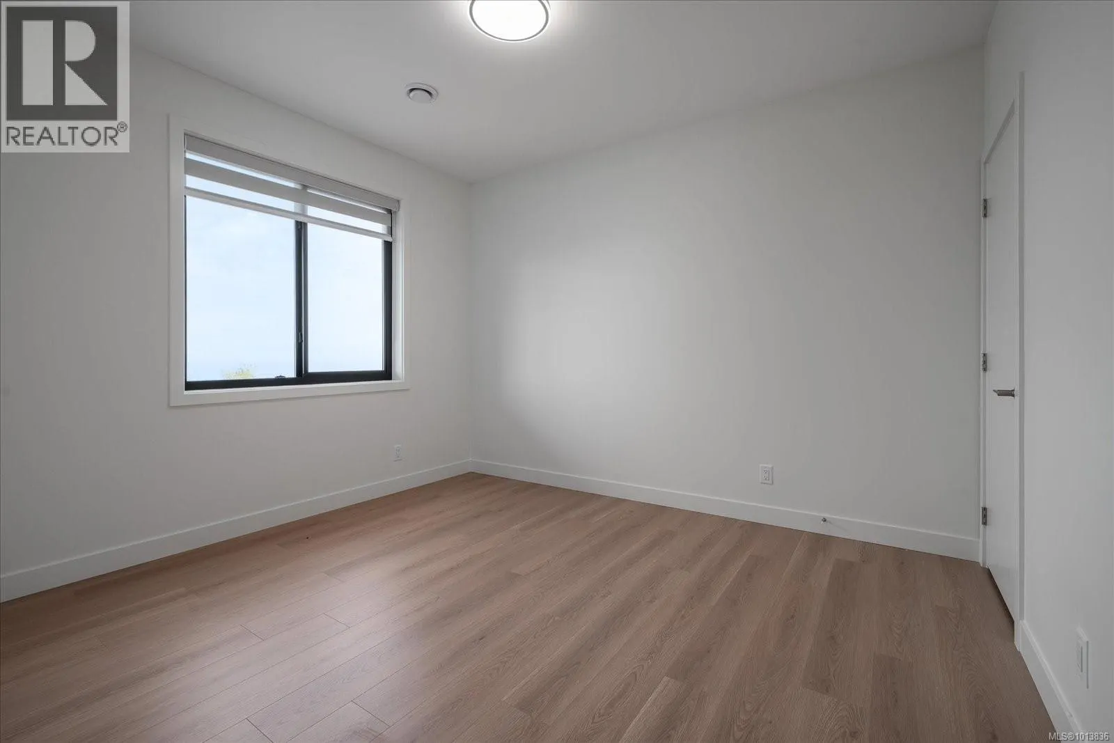 4680 Ambience Dr