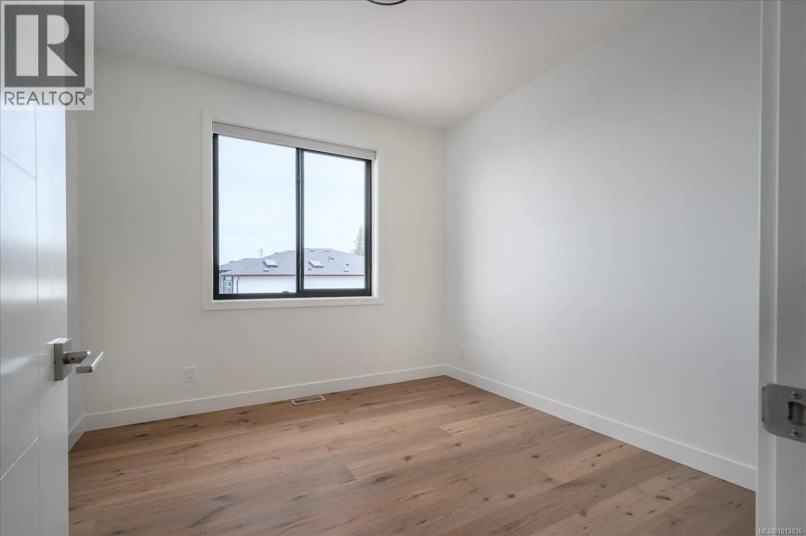 4680 Ambience Dr