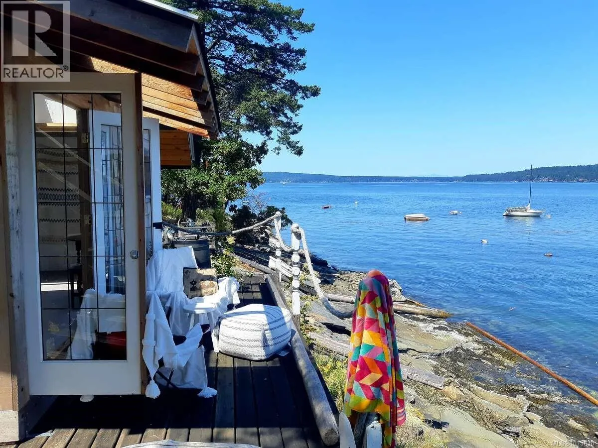 Lot 15 Ruxton Island
