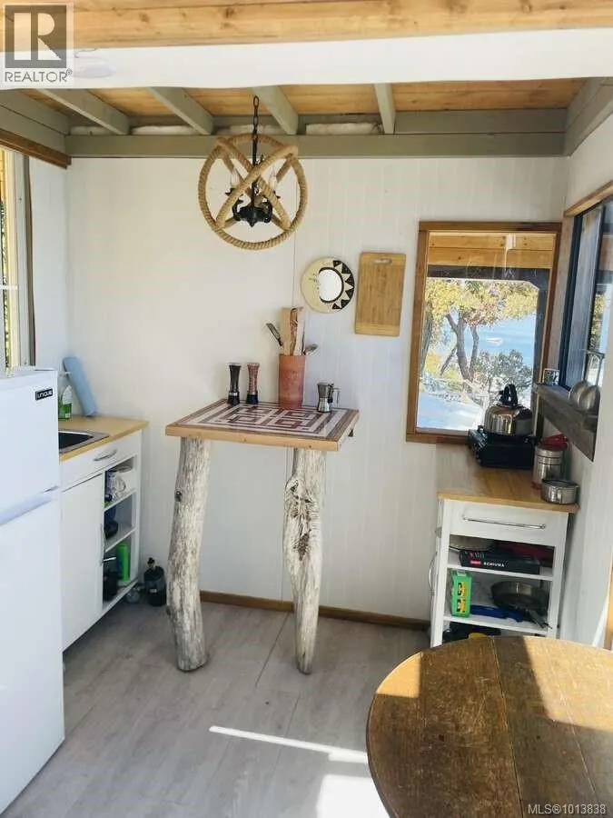 Lot 15 Ruxton Island