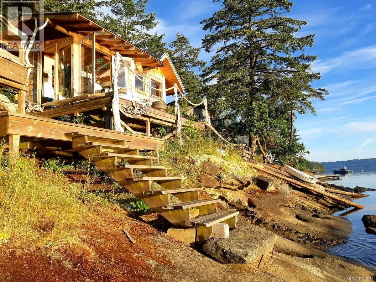 Lot 15 Ruxton Island