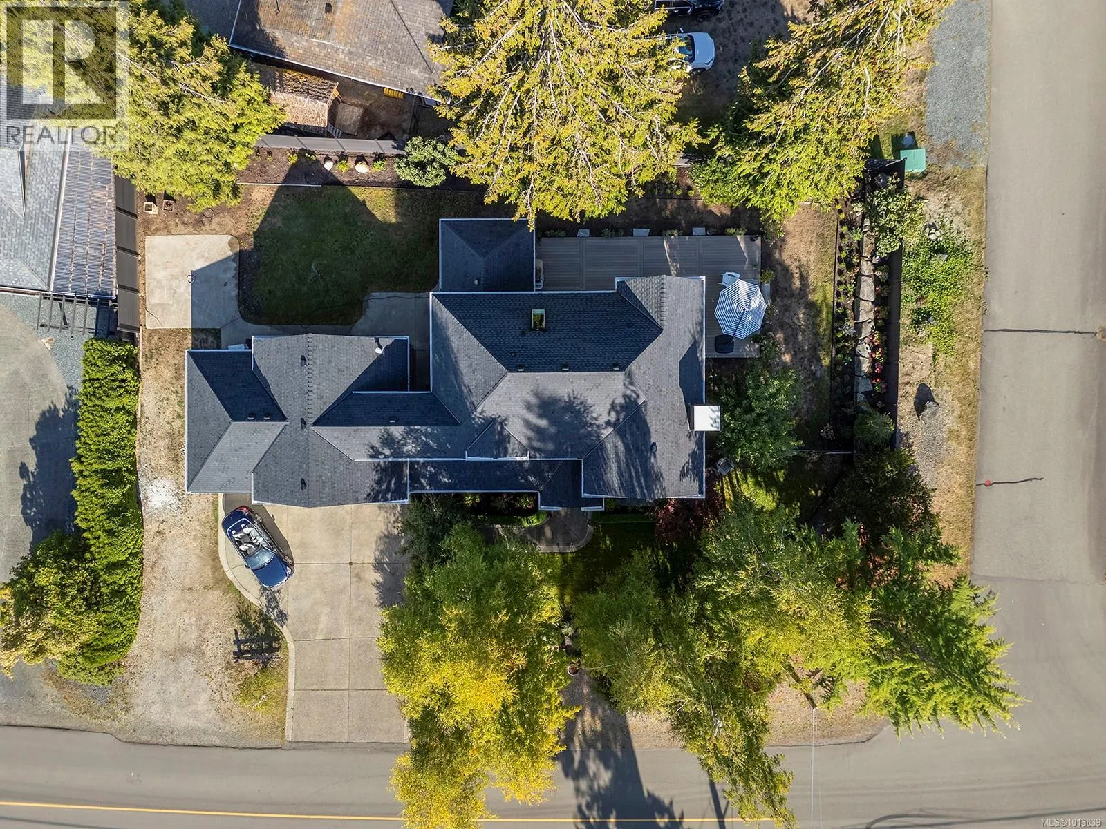 563 Eaglecrest Dr