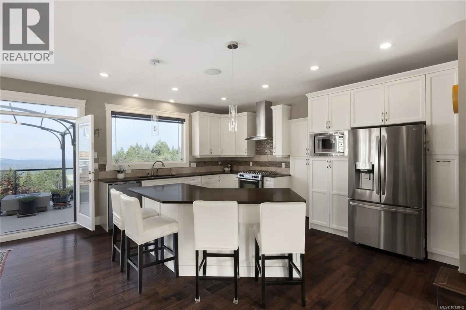 2287 Nicklaus Dr