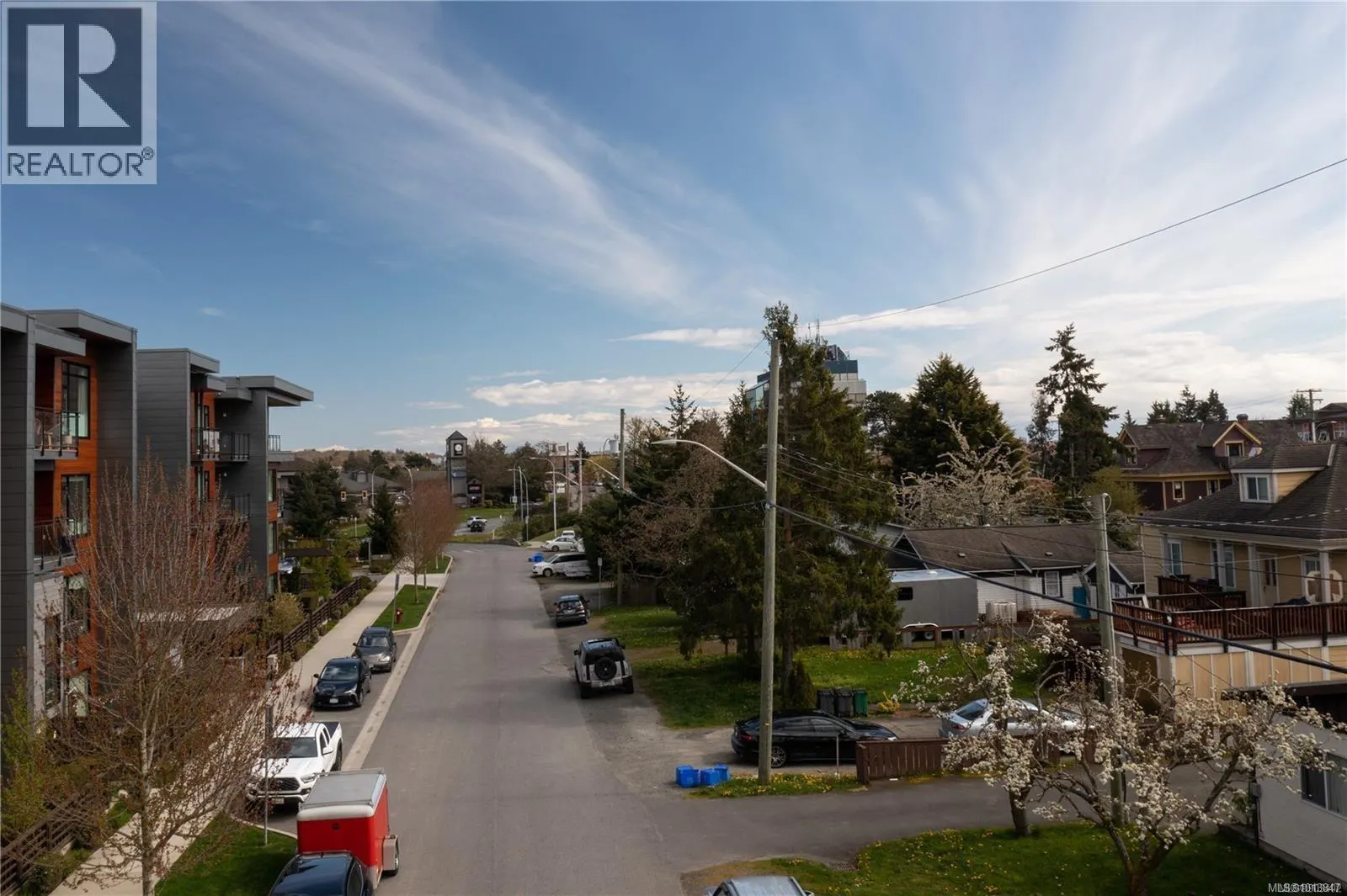 3814 Rowland Ave