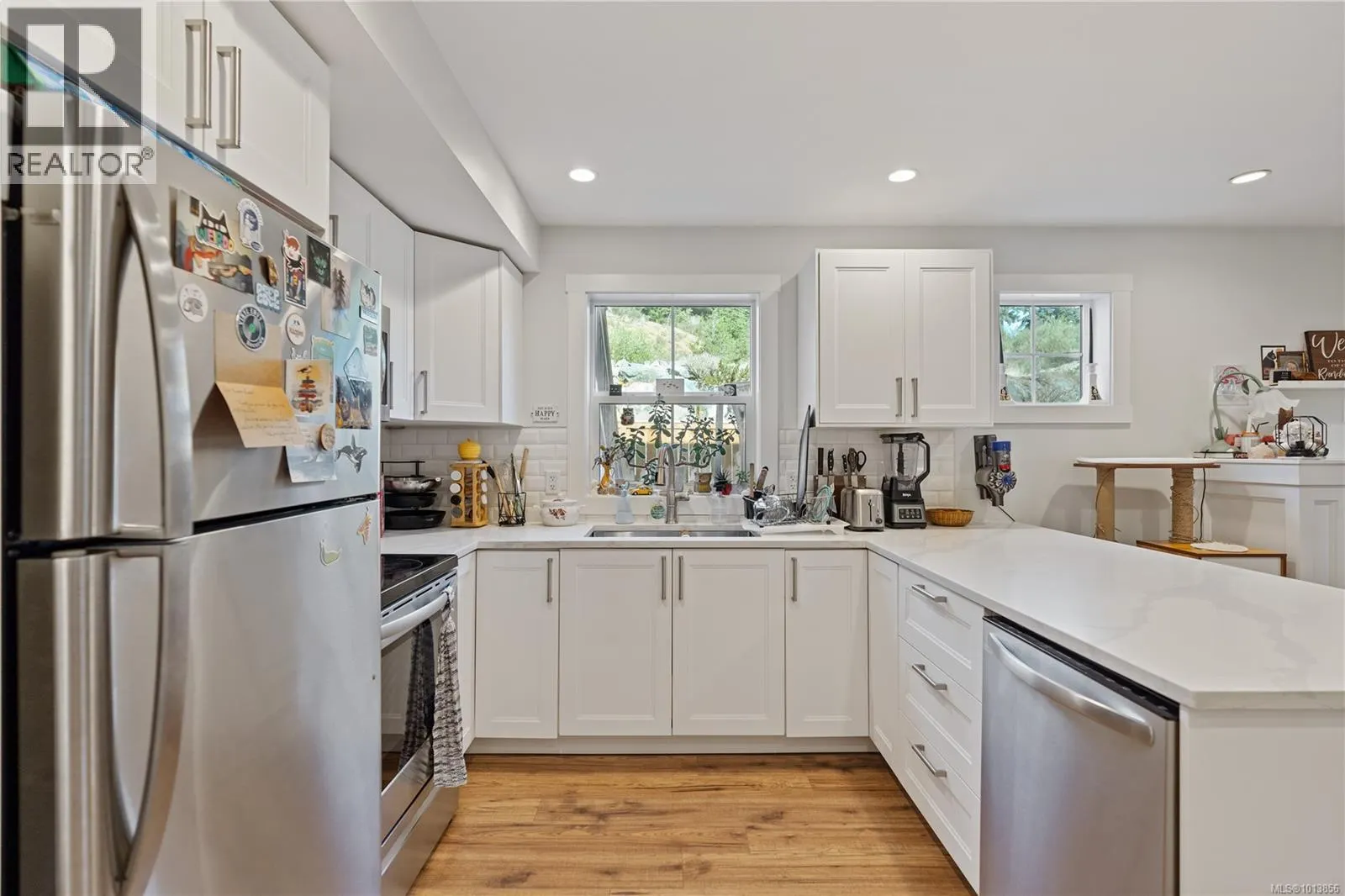 2316 Mountain Heights Dr