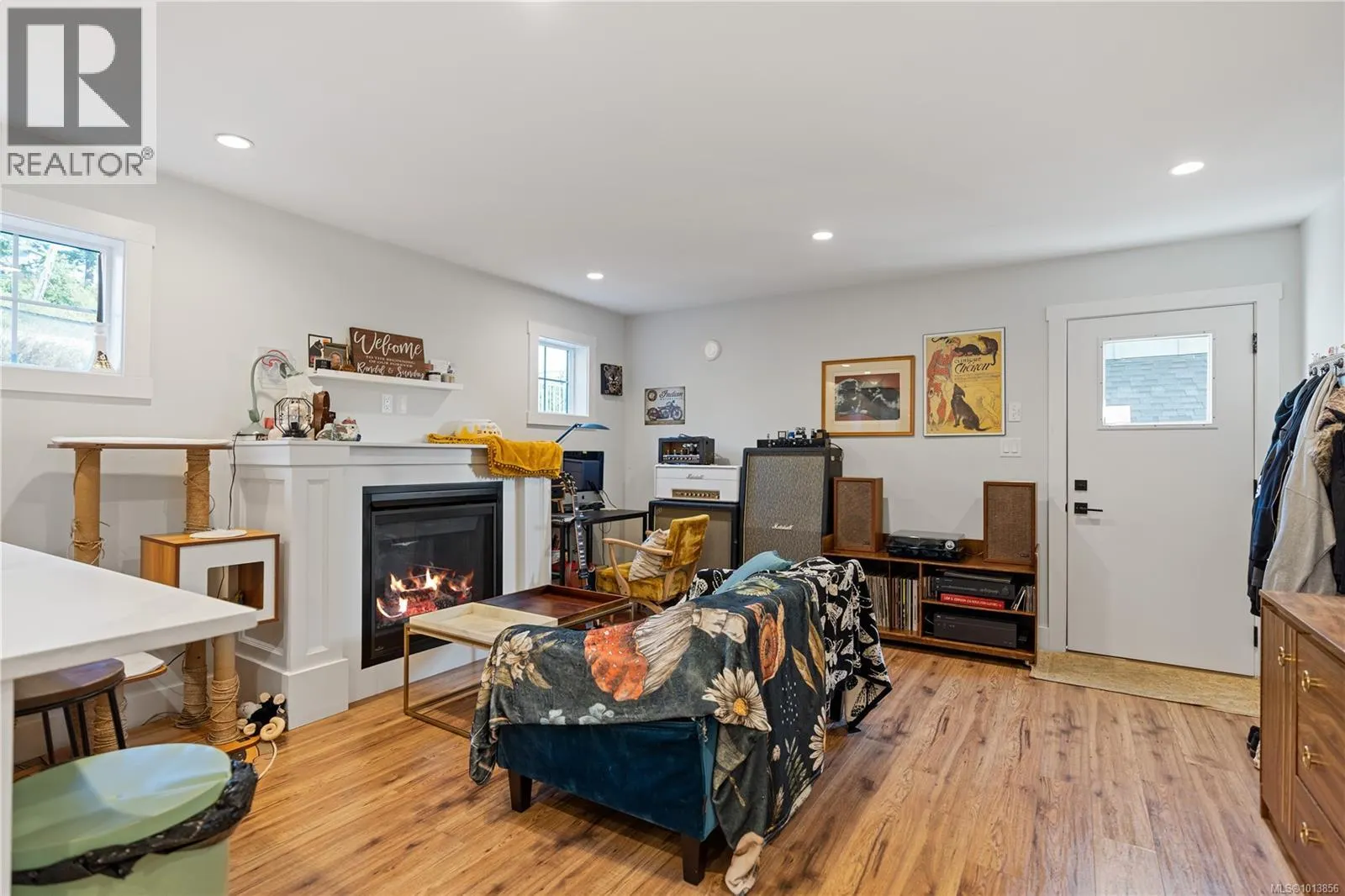 2316 Mountain Heights Dr
