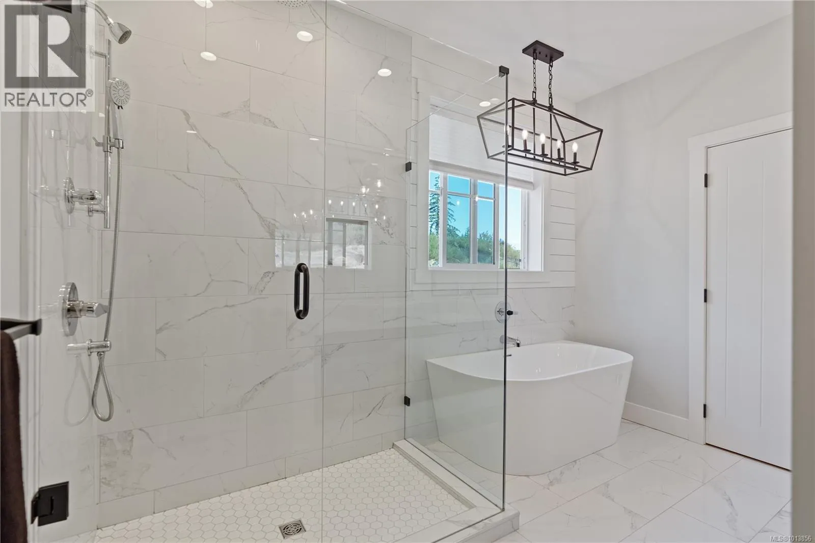 2316 Mountain Heights Dr