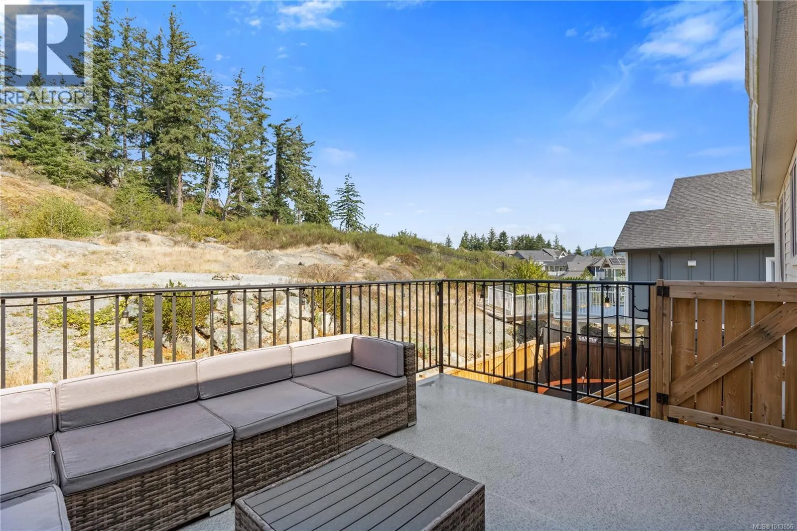 2316 Mountain Heights Dr