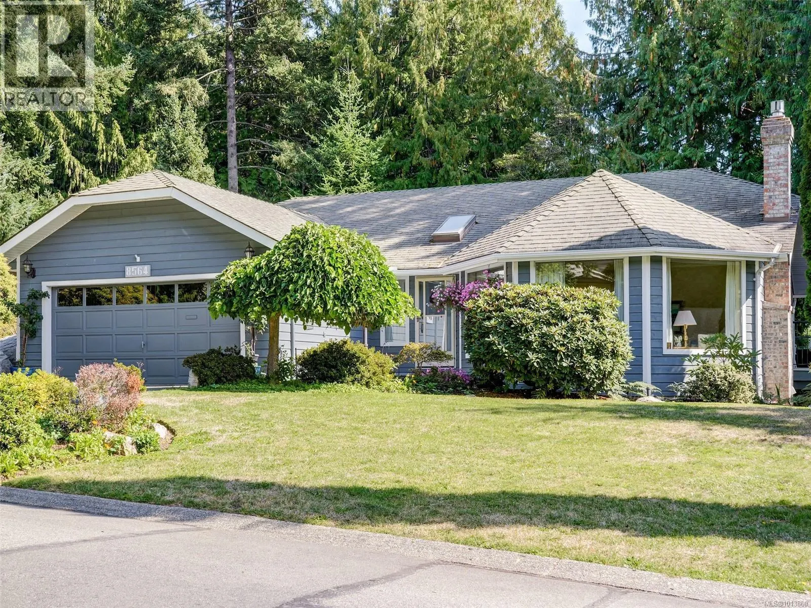 8564 Kingcome Cres