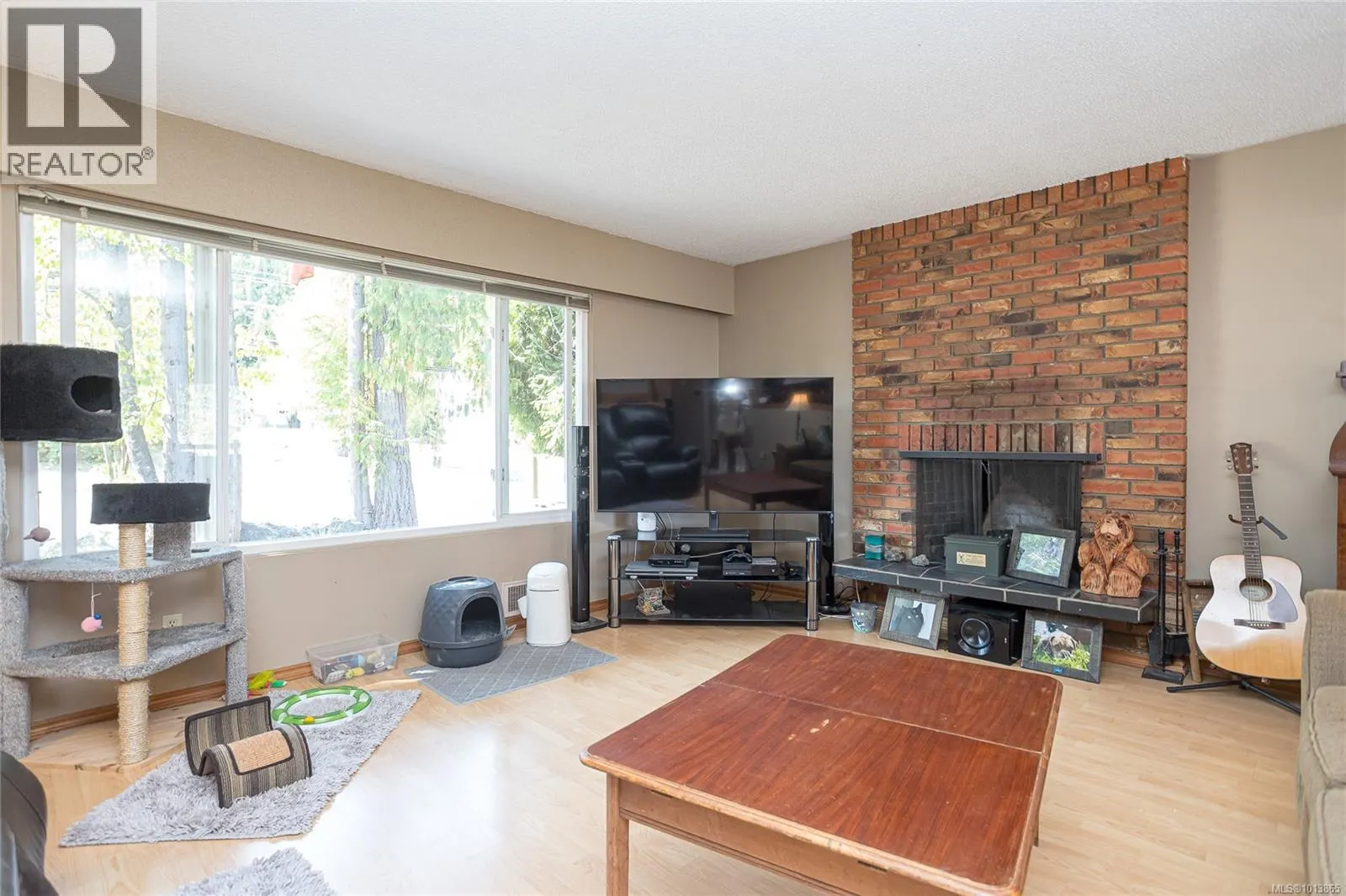 413 Parkhill Terr