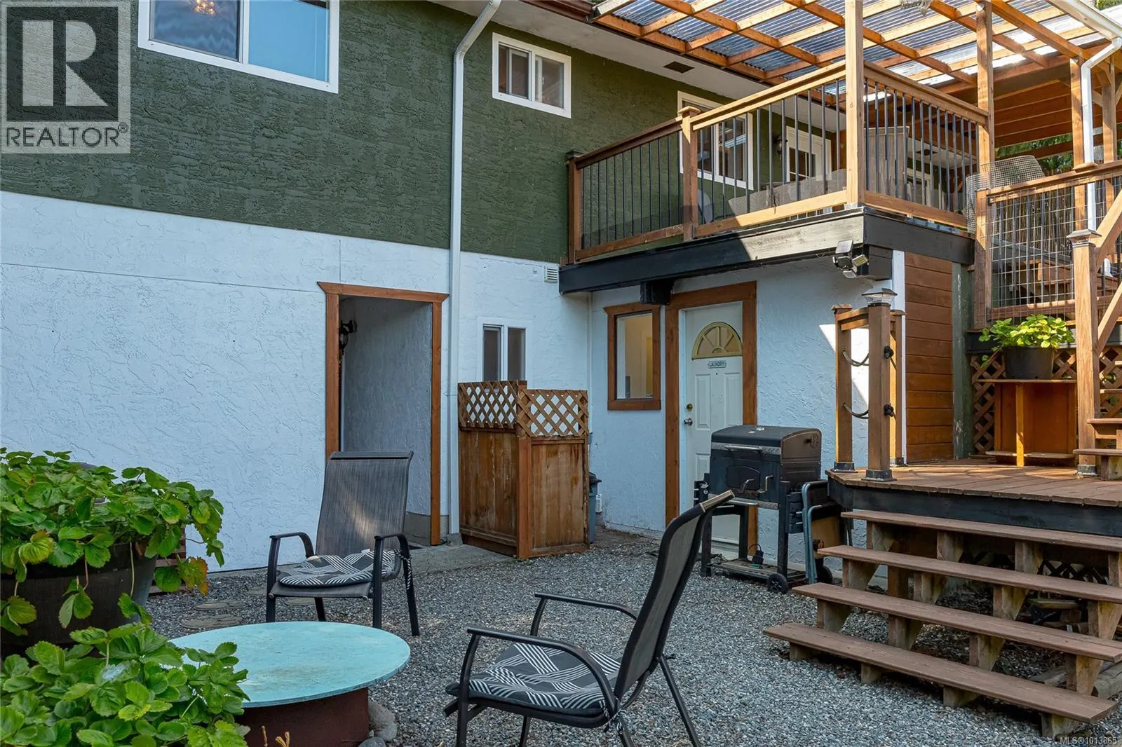 413 Parkhill Terr