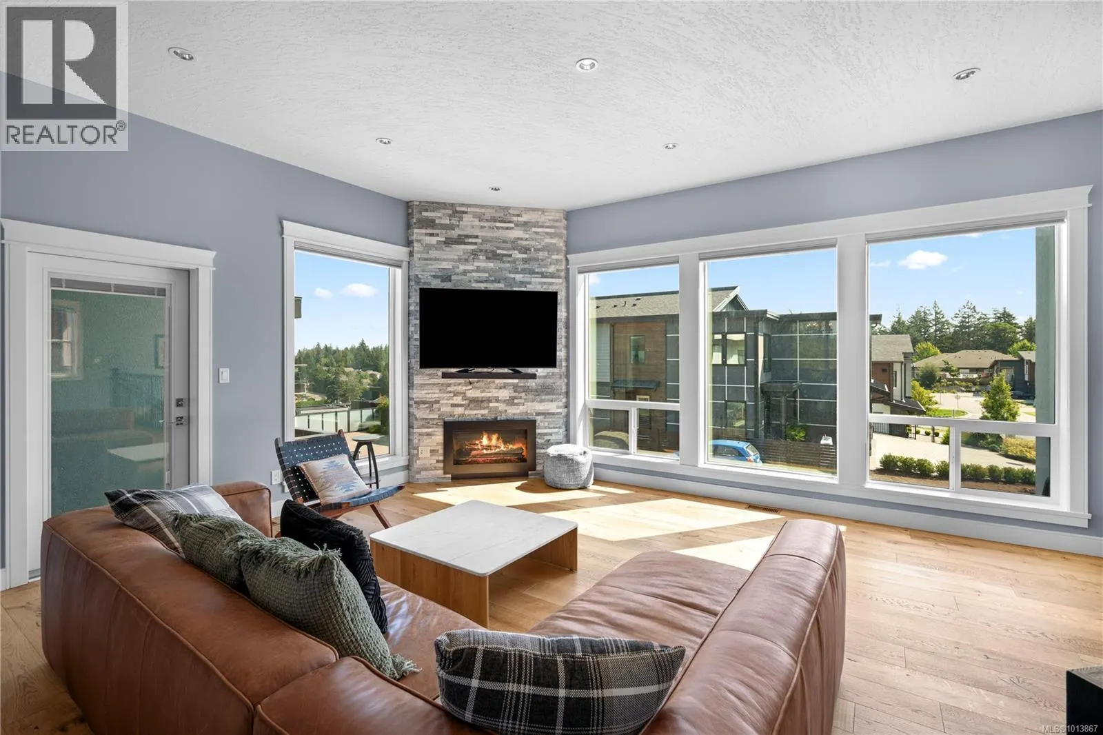 3638 Ridge View Terr