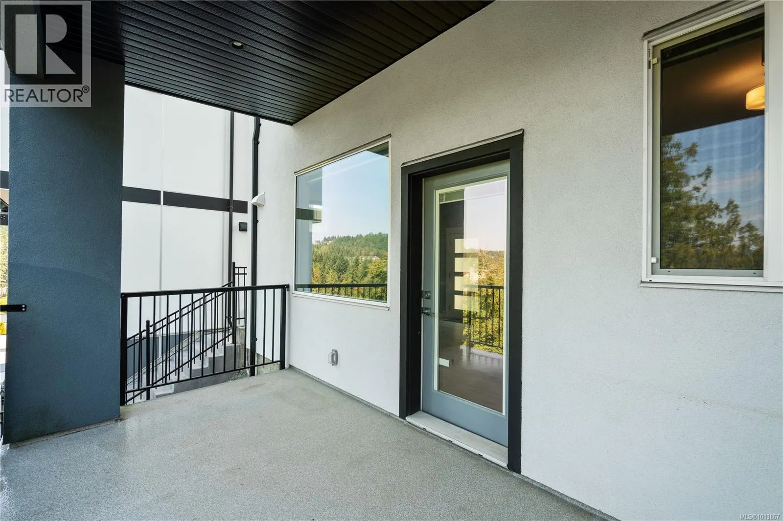 3638 Ridge View Terr